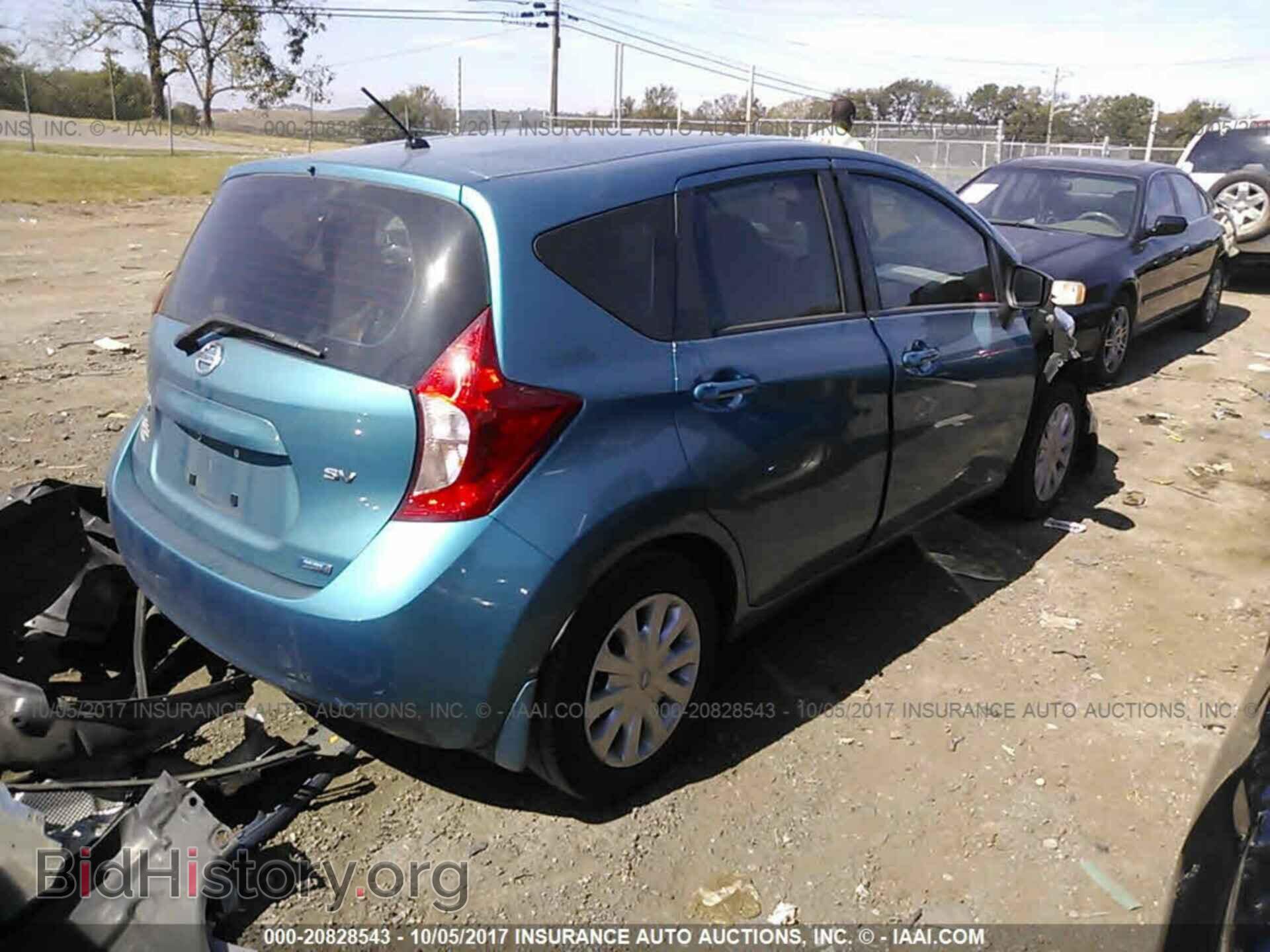 2015 Nissan Versa note - VIN: 3N1CE2CP0FL416275 - Фото 4