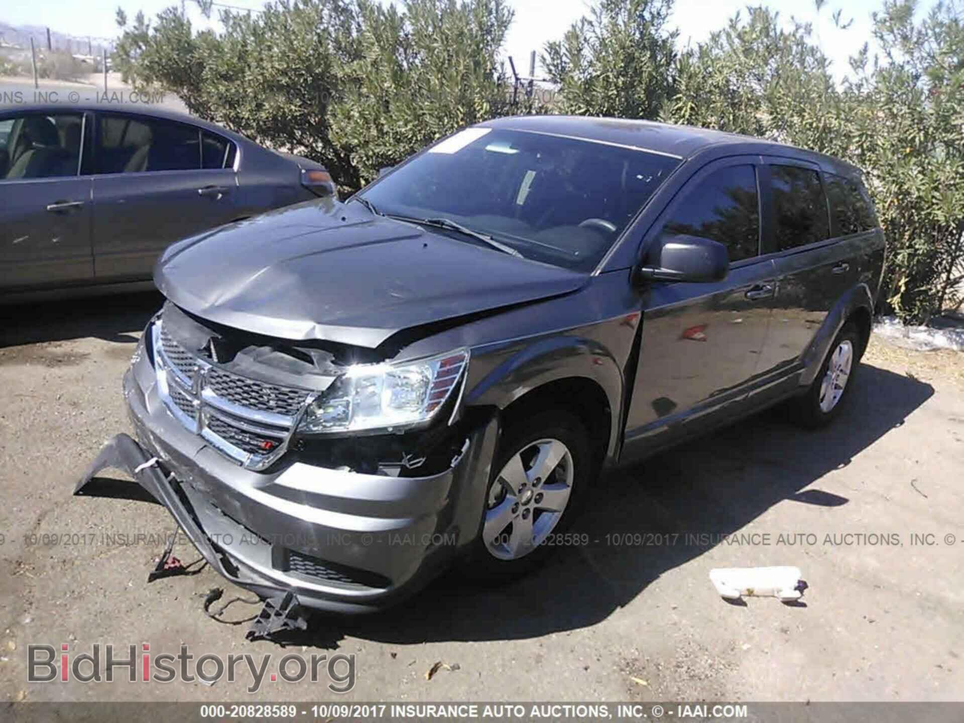 2013 Dodge Journey - VIN: 3C4PDCAB3DT584519 - Фото 2
