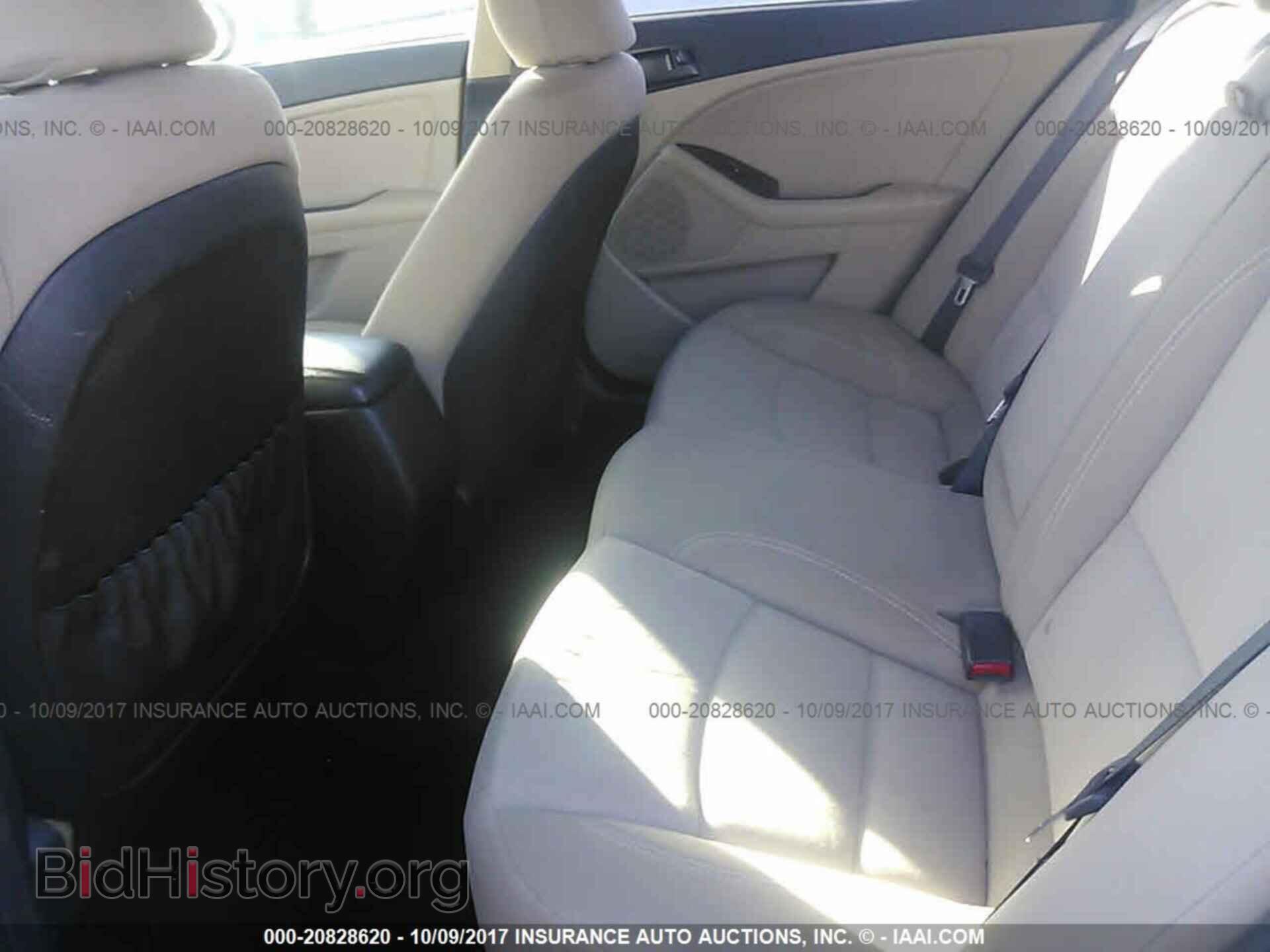 2012 Kia Optima - VIN: KNAGM4A76C5273227 - Photo 8