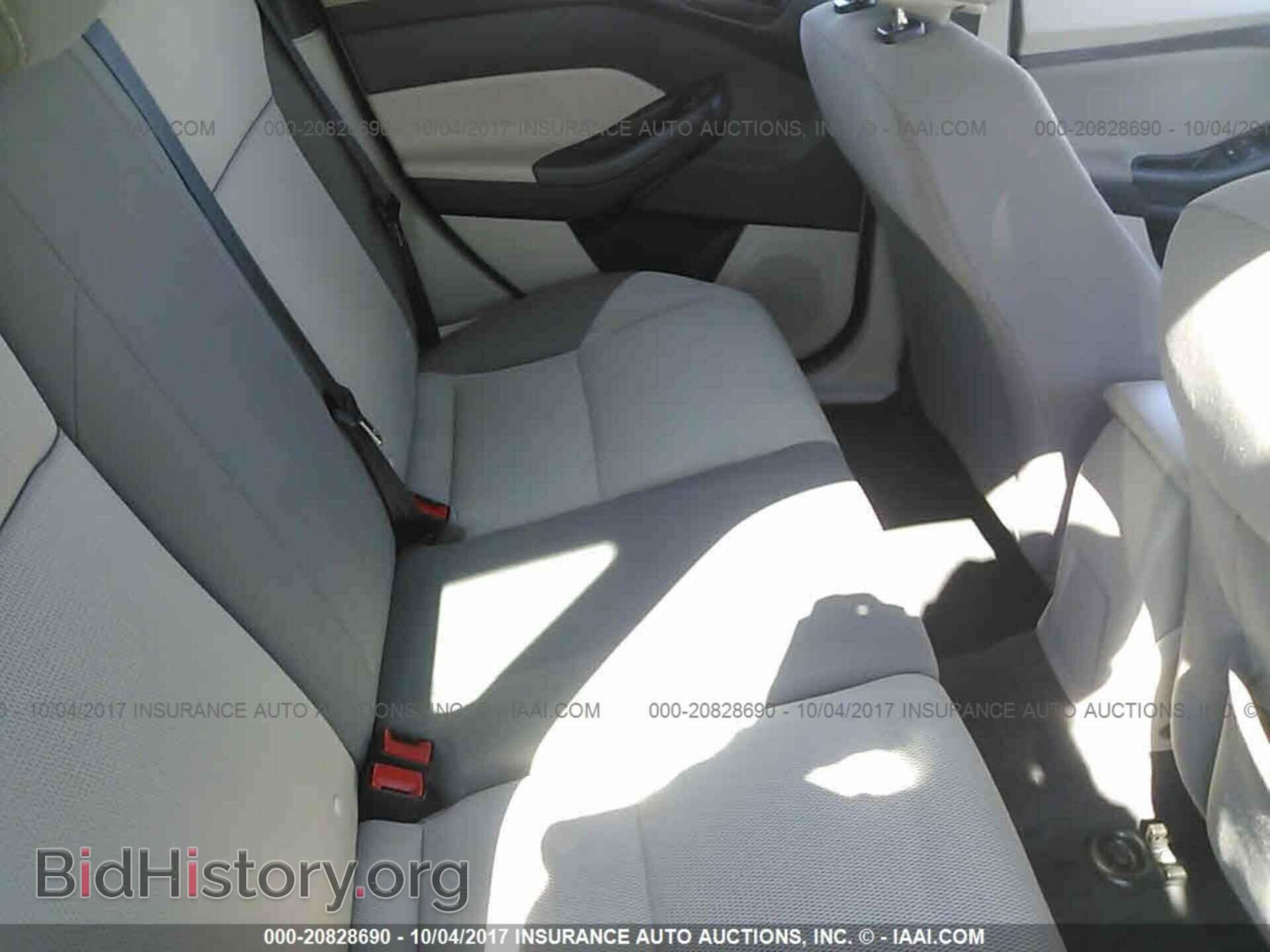 2012 Ford Focus - VIN: 1FAHP3K29CL397098 - Фото 8