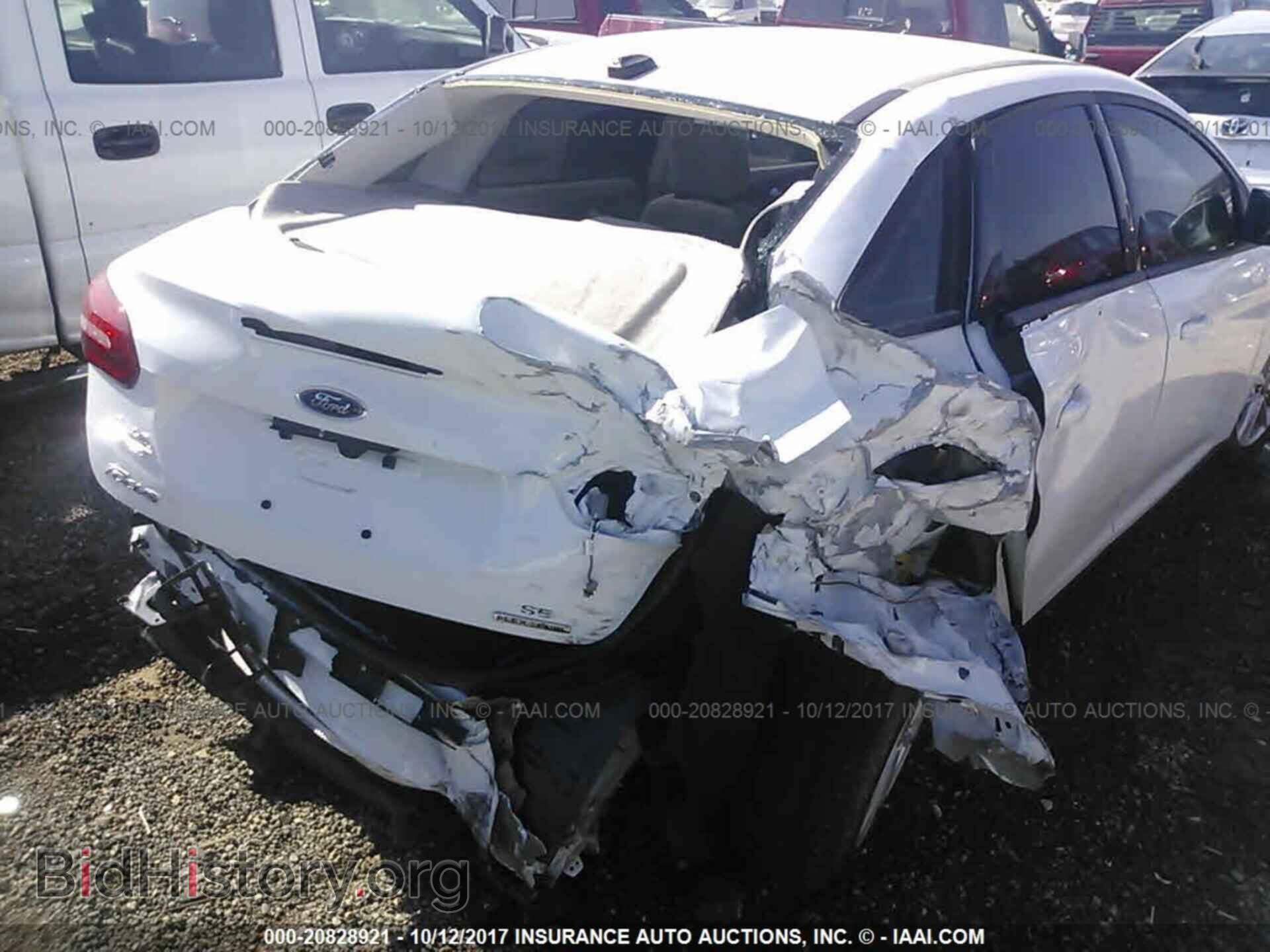 2015 Ford Focus - VIN: 1FADP3F21FL313725 - Photo 6