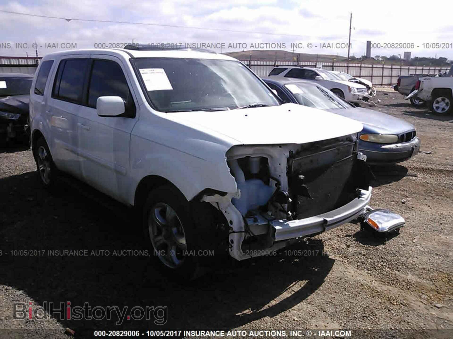 Photo 5FNYF3H64FB015669 - Honda Pilot 2015