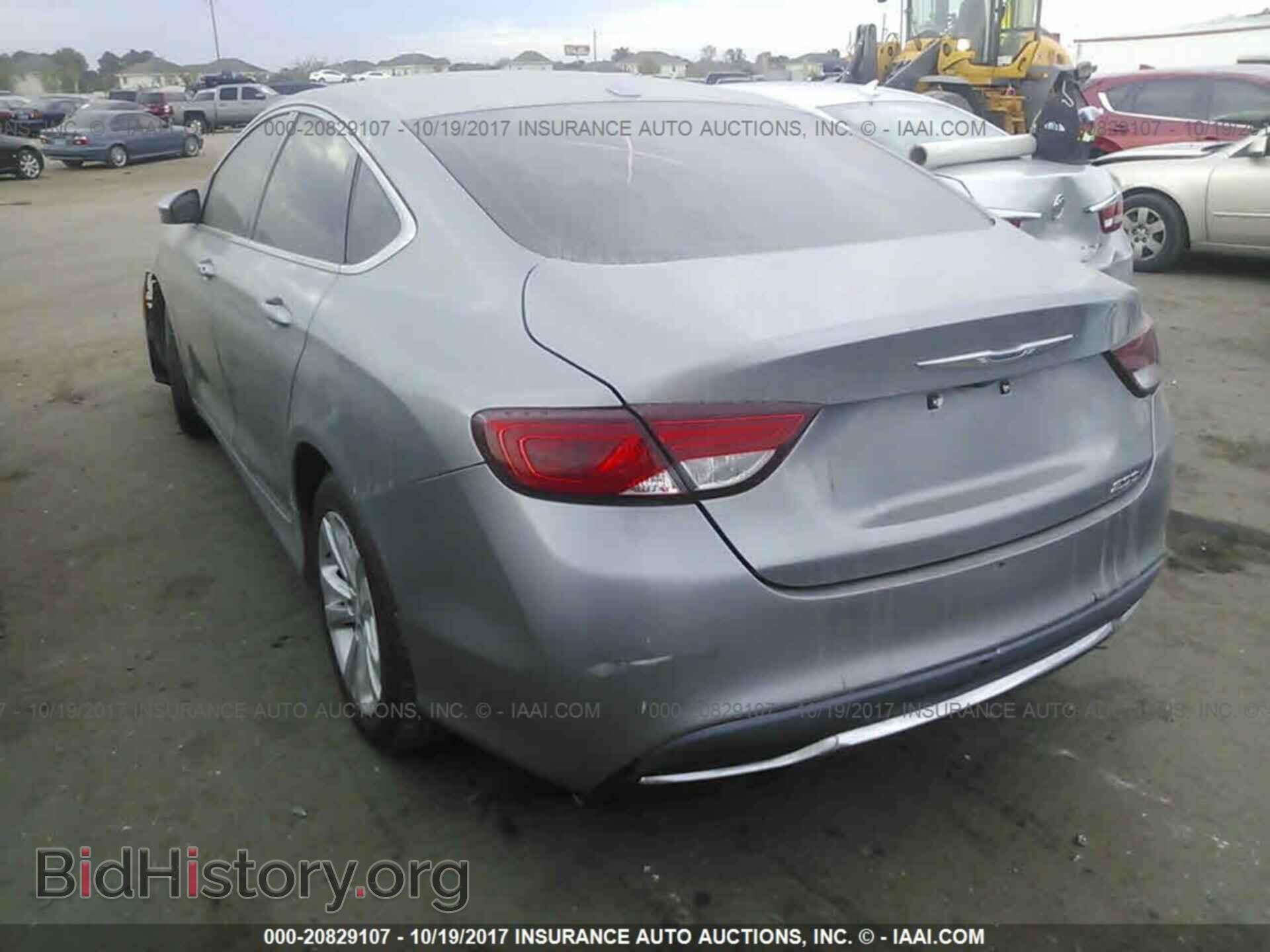 2015 Chrysler 200 - VIN: 1C3CCCAB7FN532660 - Фото 3