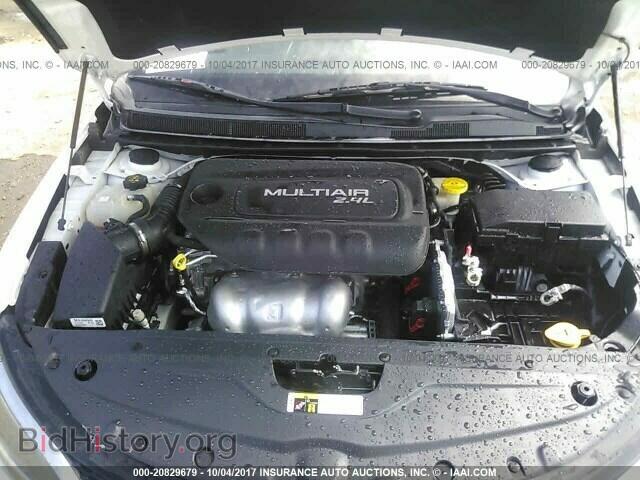 2015 Chrysler 200 - VIN: 1C3CCCABXFN734263 - Photo 10