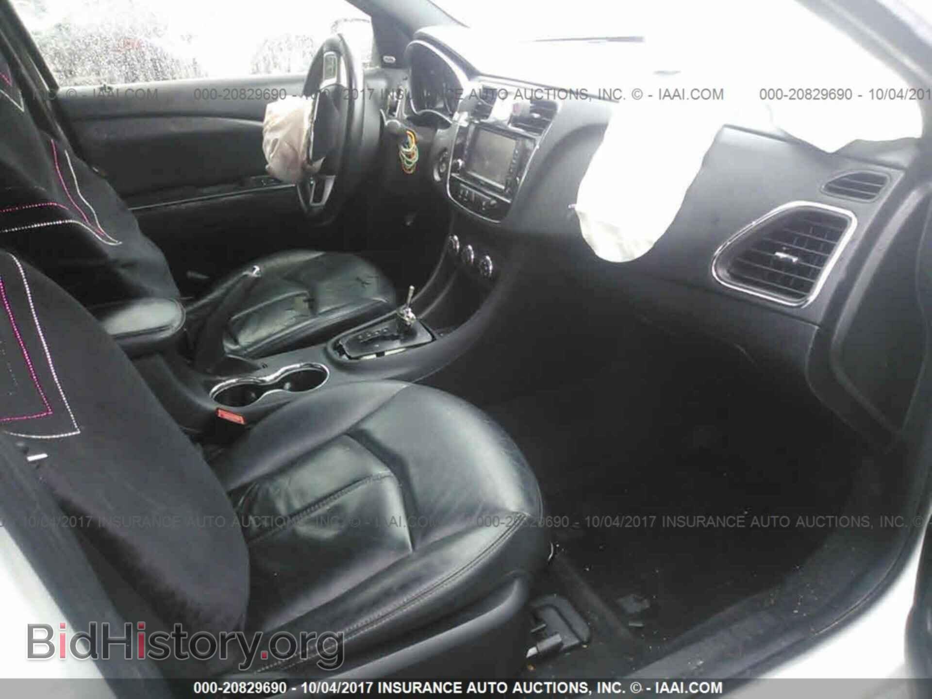 2013 Chrysler 200 - VIN: 1C3CCBCG6DN600382 - Фото 5