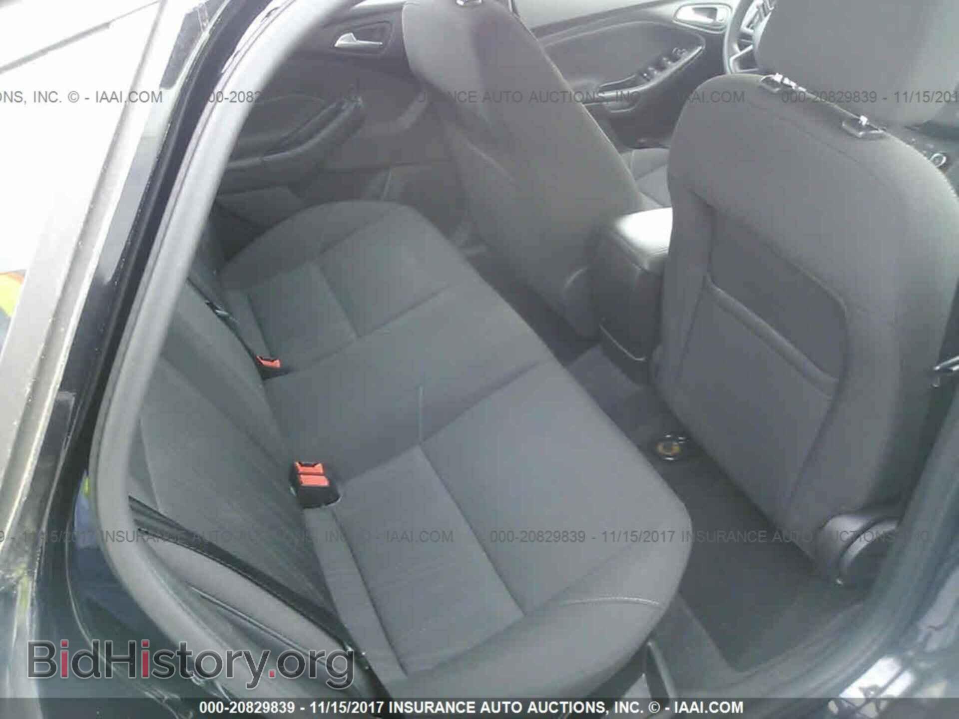 2016 Ford Focus - VIN: 1FADP3F22GL276346 - Фото 8