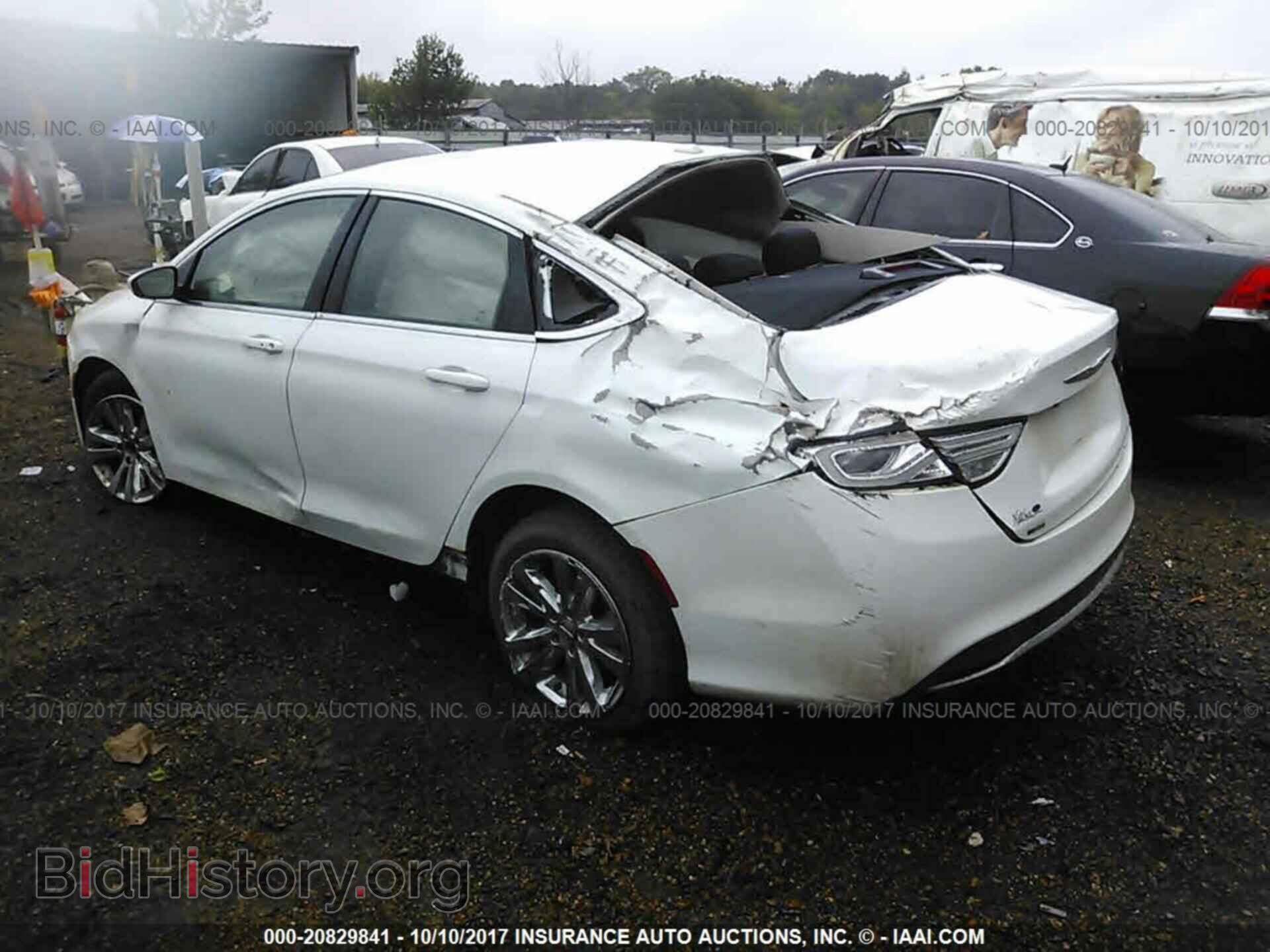 2015 Chrysler 200 - VIN: 1C3CCCAB9FN598885 - Photo 3