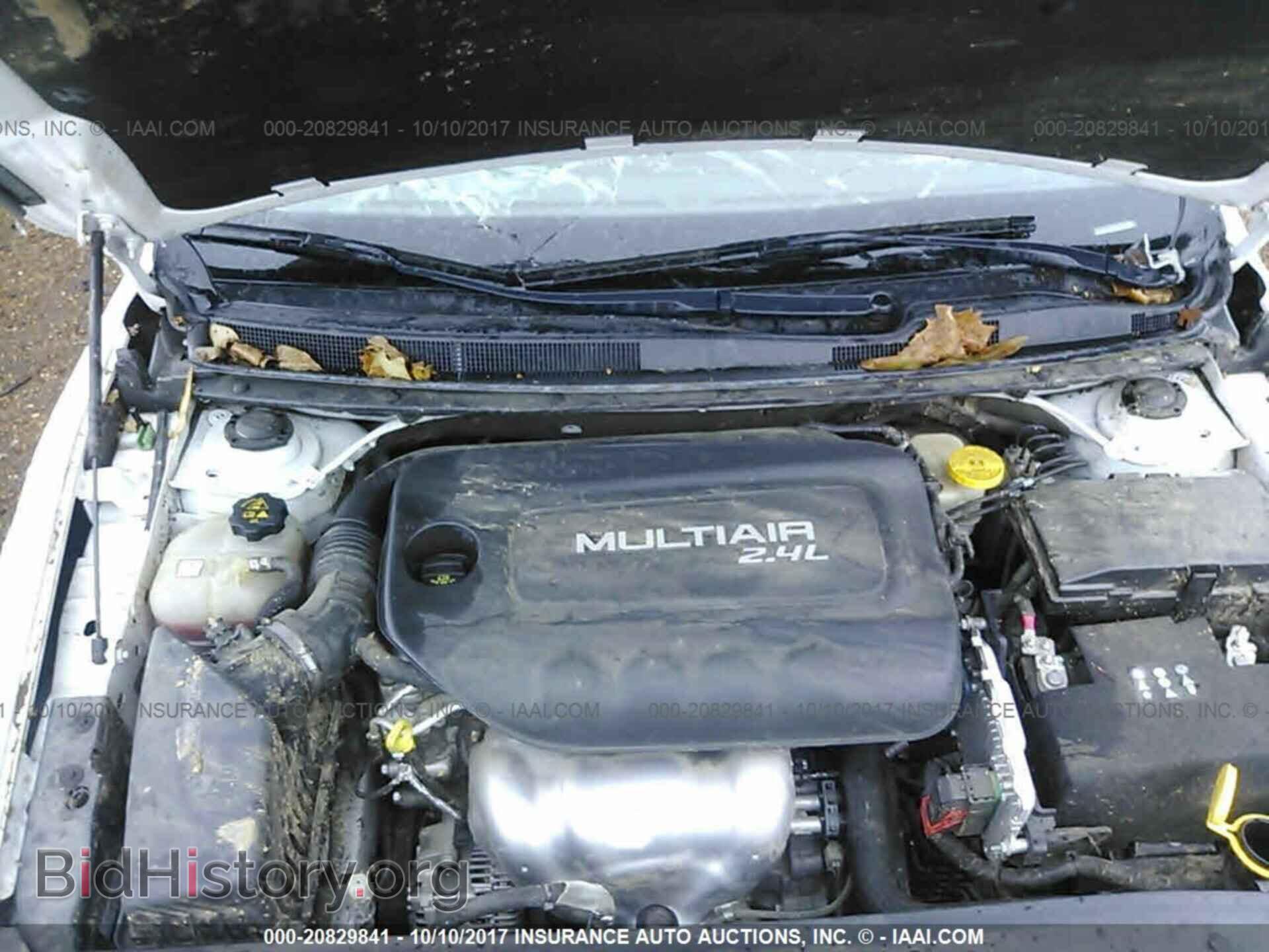 2015 Chrysler 200 - VIN: 1C3CCCAB9FN598885 - Photo 10