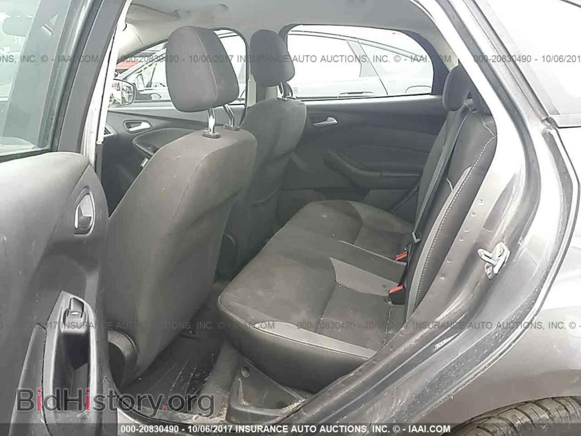 2012 Ford Focus - VIN: 1FAHP3F21CL205389 - Photo 8
