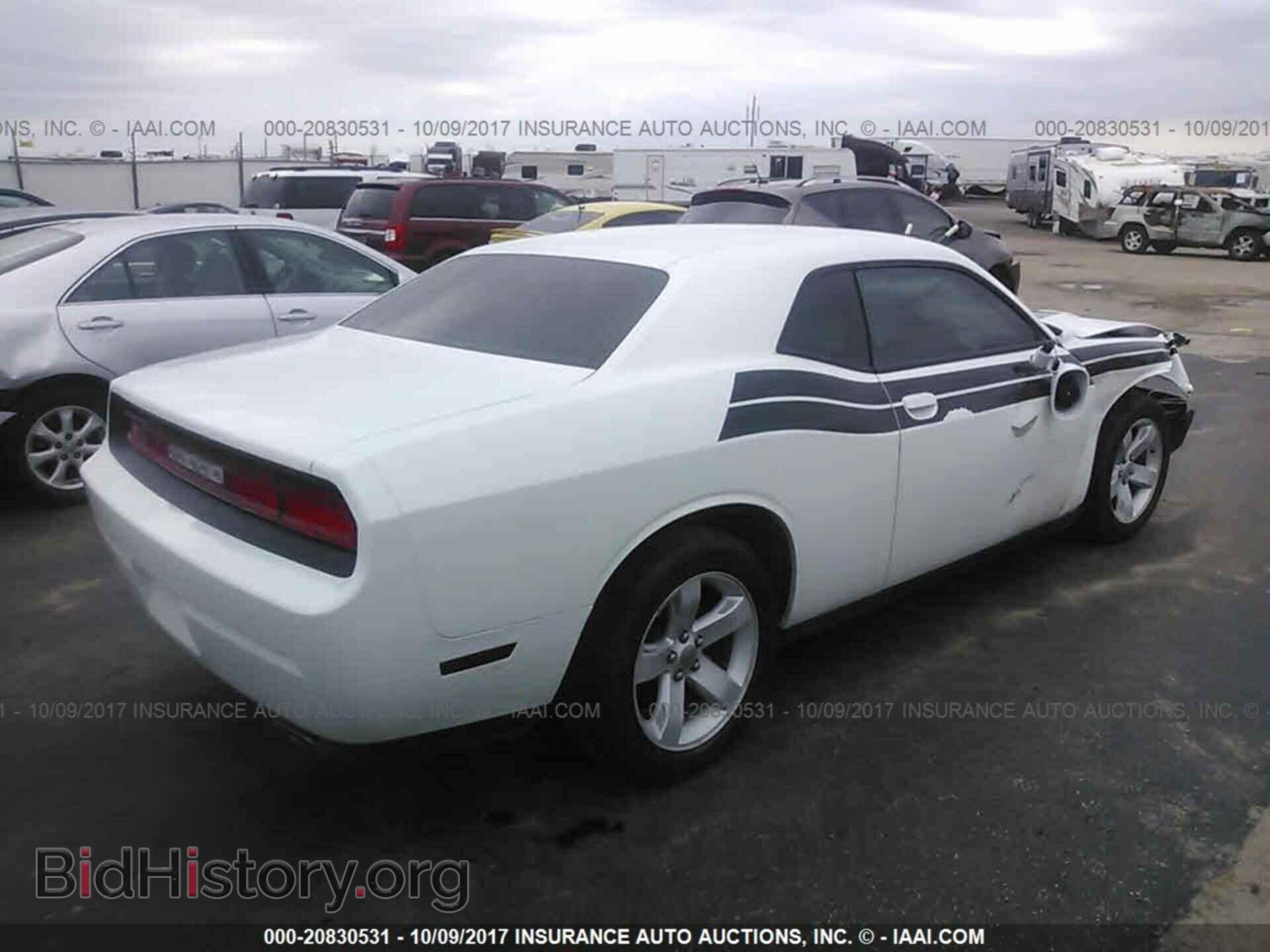 2014 Dodge Challenger - VIN: 2C3CDYAG6EH289856 - Фото 4