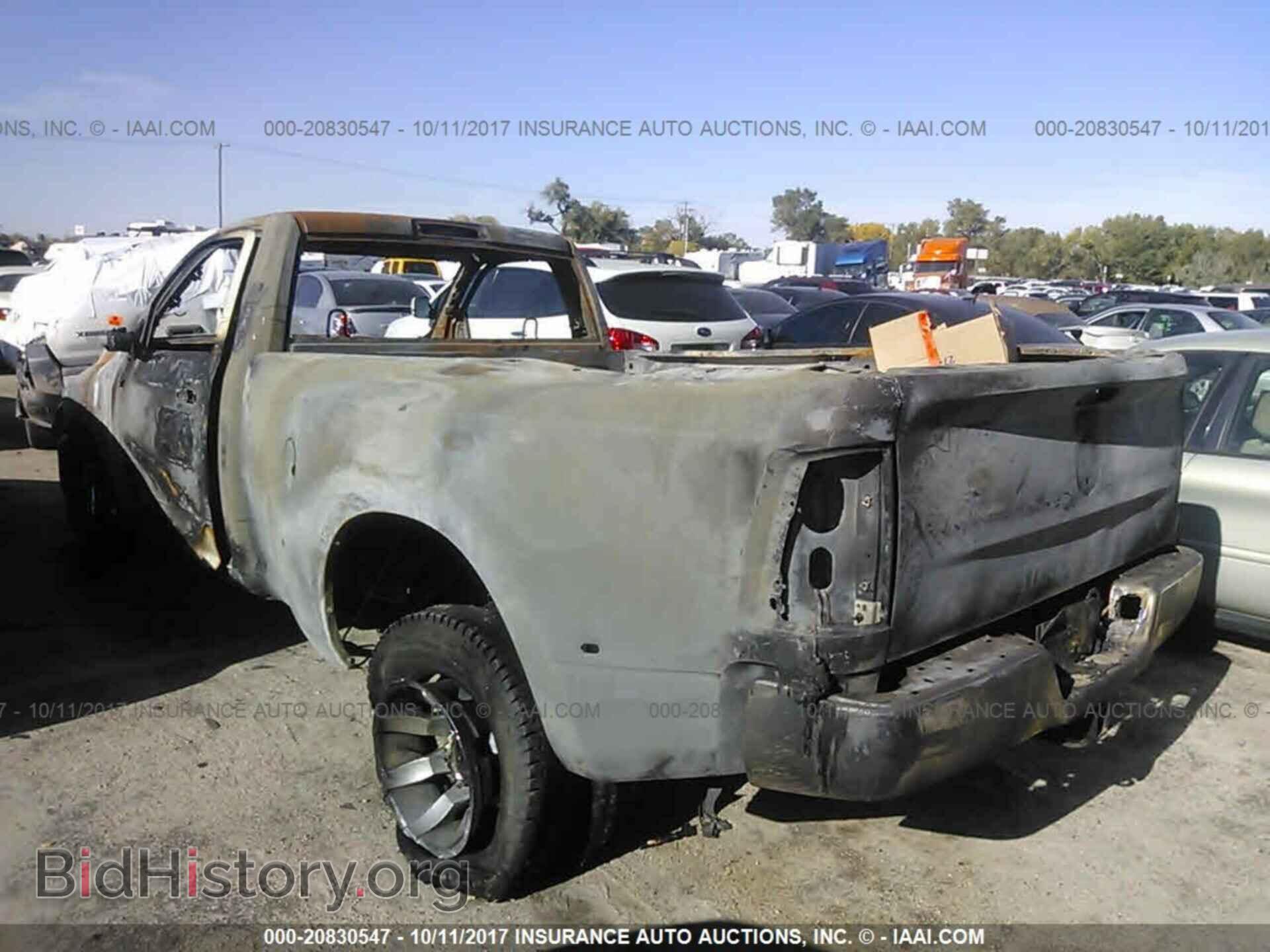 2014 RAM 3500 - VIN: 3C63RPAJ2EG211777 - Фото 3