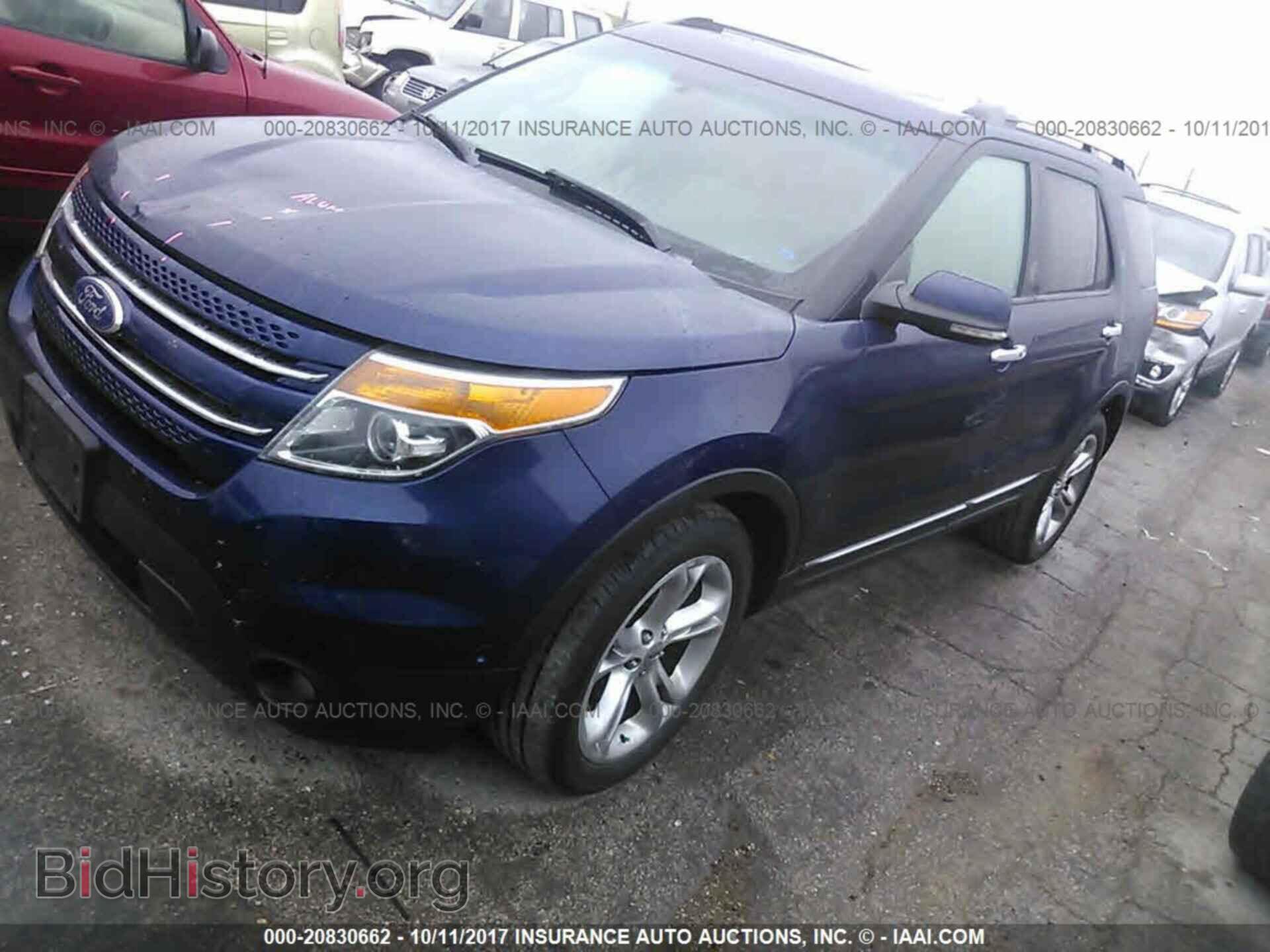 2011 Ford Explorer - VIN: 1FMHK8F81BGA72274 - Photo 2
