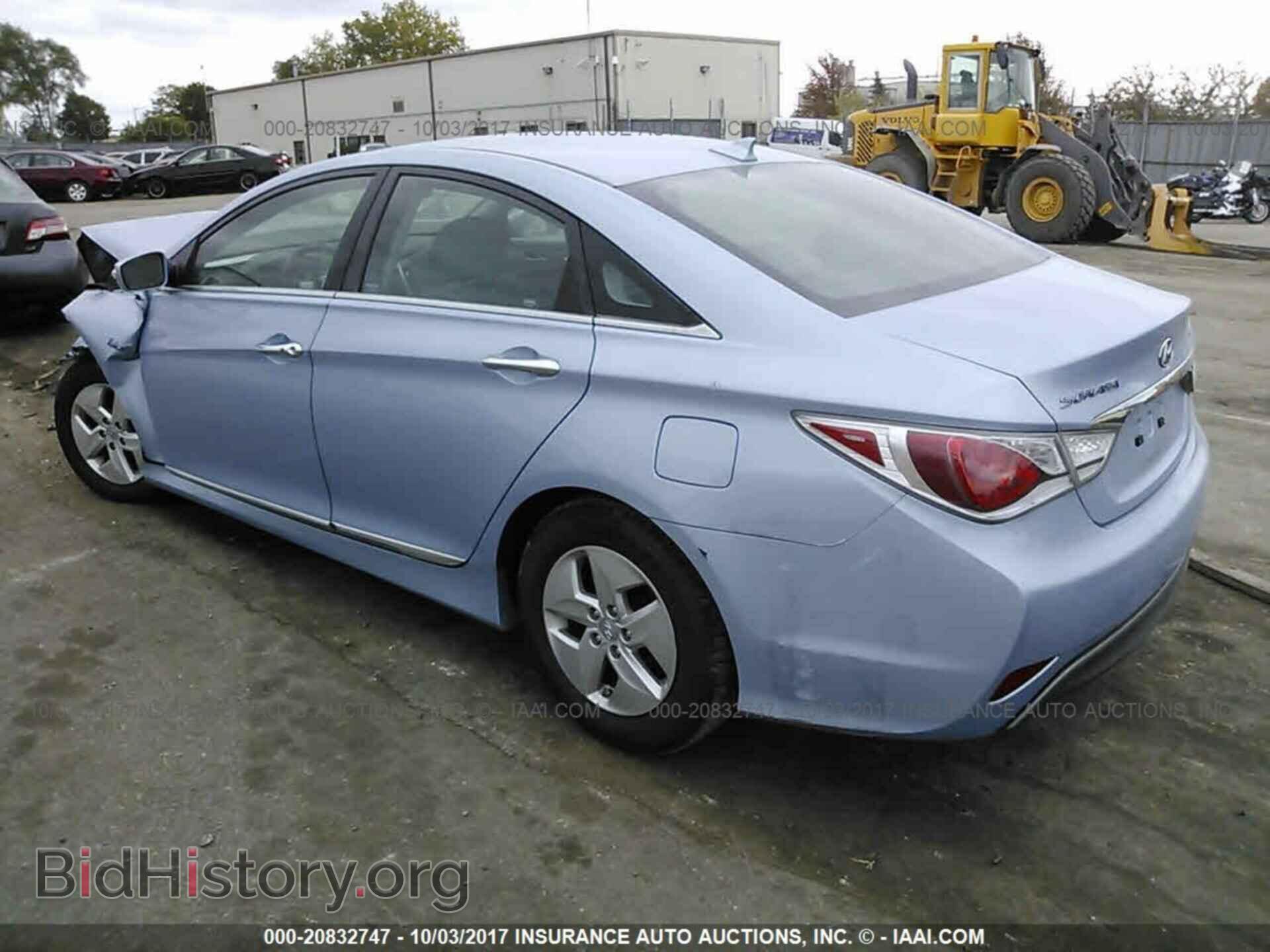 2012 Hyundai Sonata - VIN: KMHEC4A41CA028986 - Фото 3