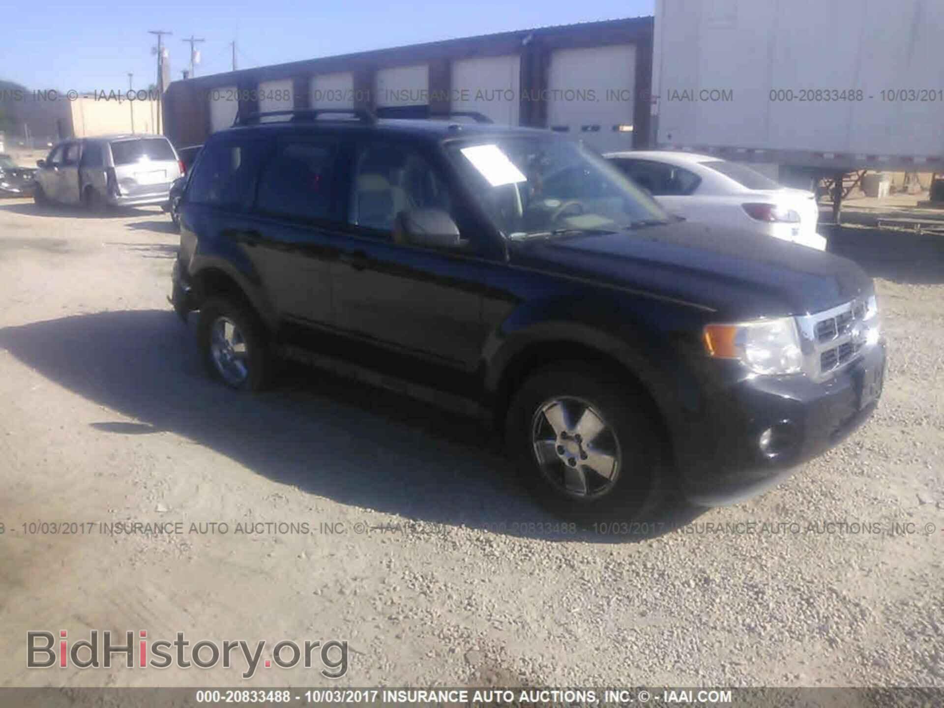 Photo 1FMCU9D77BKB17297 - Ford Escape 2011