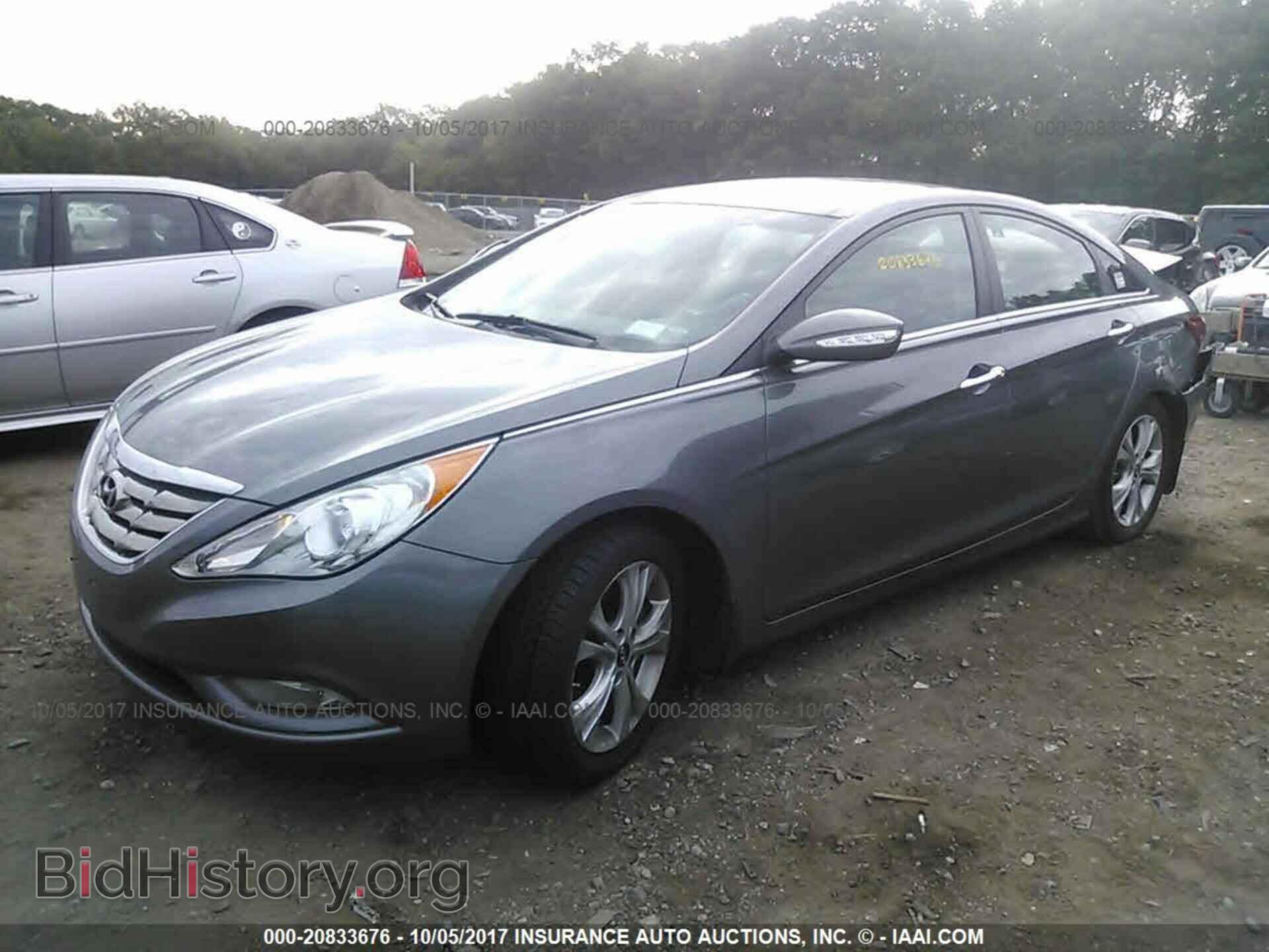 2012 Hyundai Sonata - VIN: 5NPEC4AC4CH389309 - Фото 2