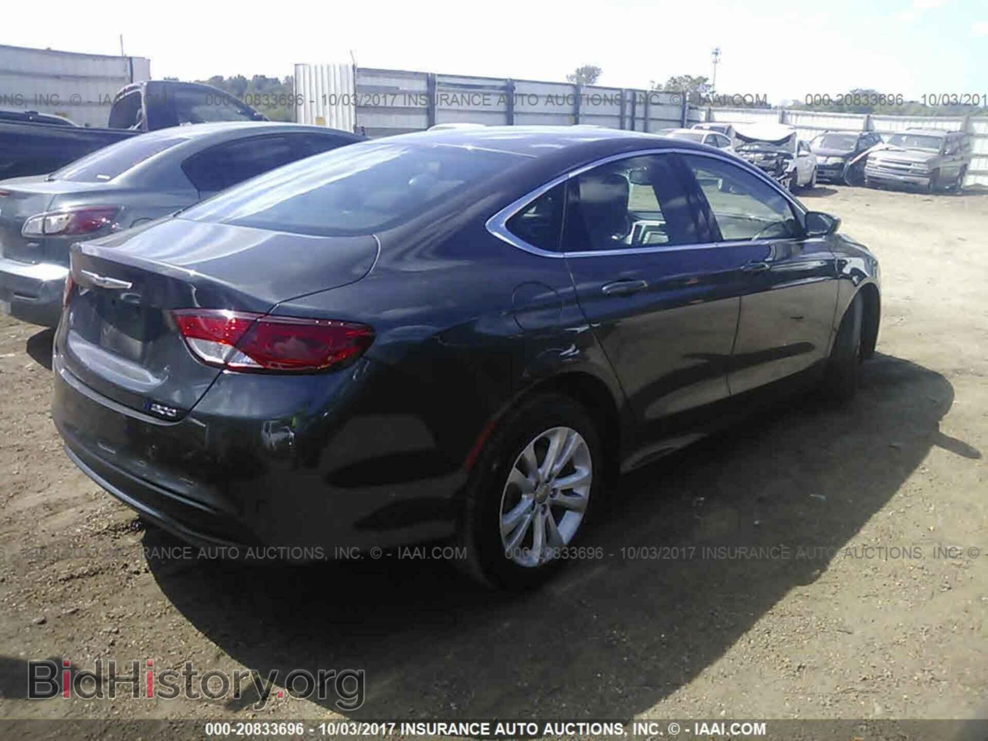 2016 Chrysler 200 - VIN: 1C3CCCFB1GN196546 - Photo 4
