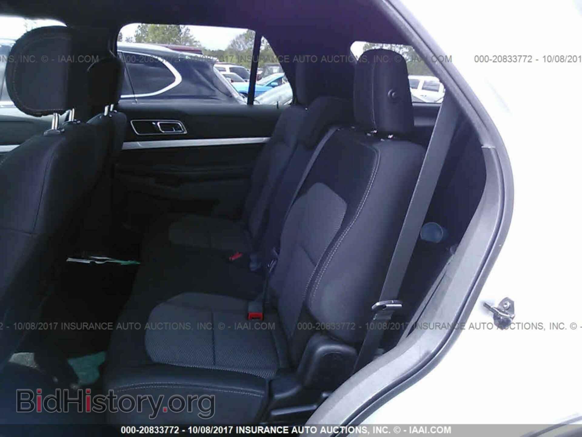 2016 Ford Explorer - VIN: 1FM5K8D88GGB35142 - Фото 8