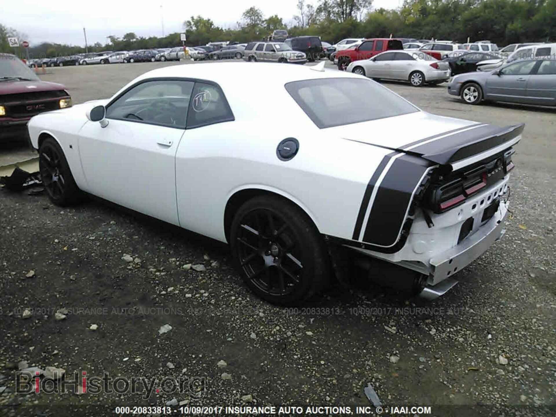 2016 Dodge Challenger - VIN: 2C3CDZFJ2GH309467 - Photo 3