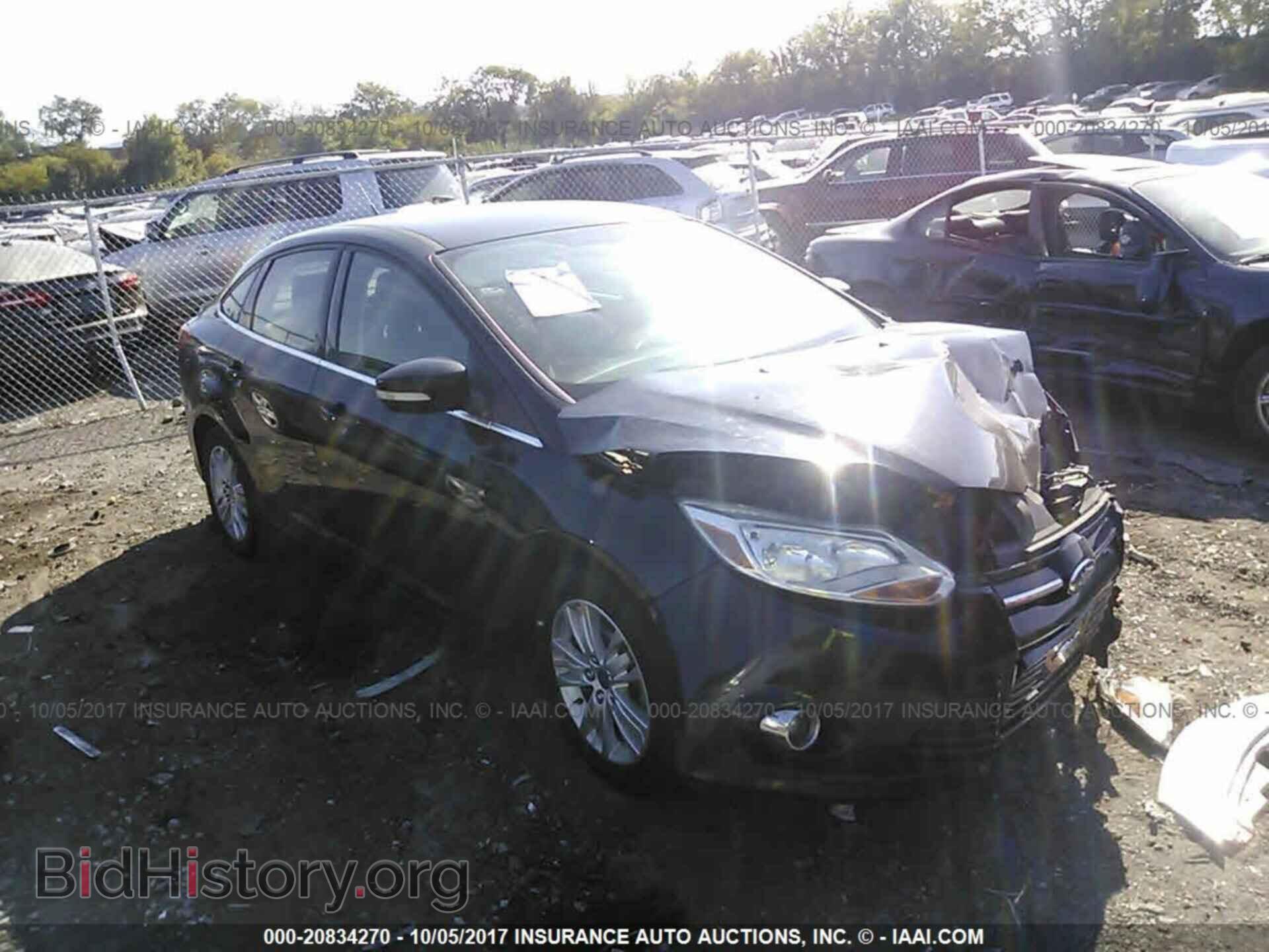 Photo 1FAHP3H27CL142375 - Ford Focus 2012