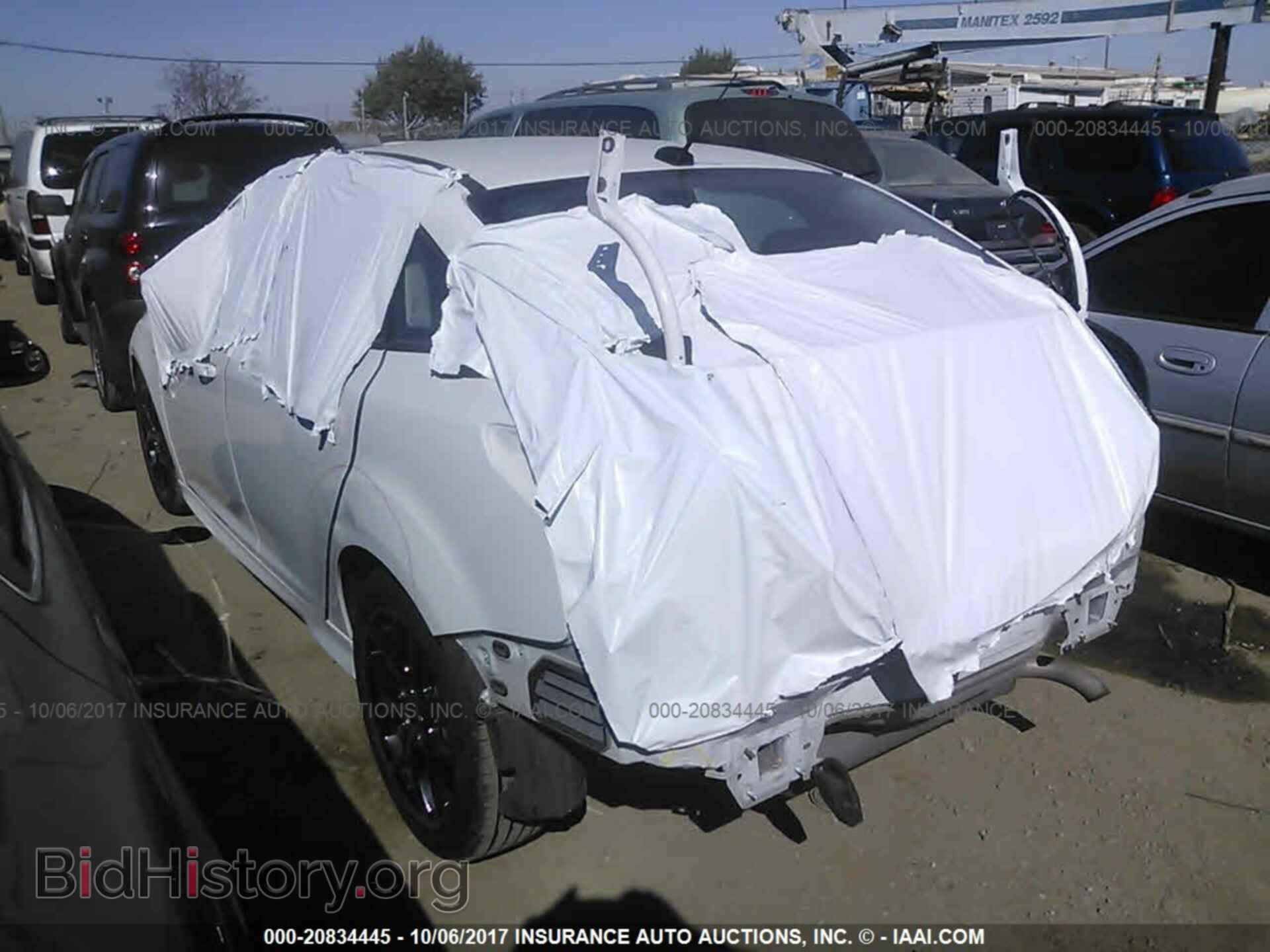 2016 Ford Focus - VIN: 1FADP3F28GL282619 - Photo 3