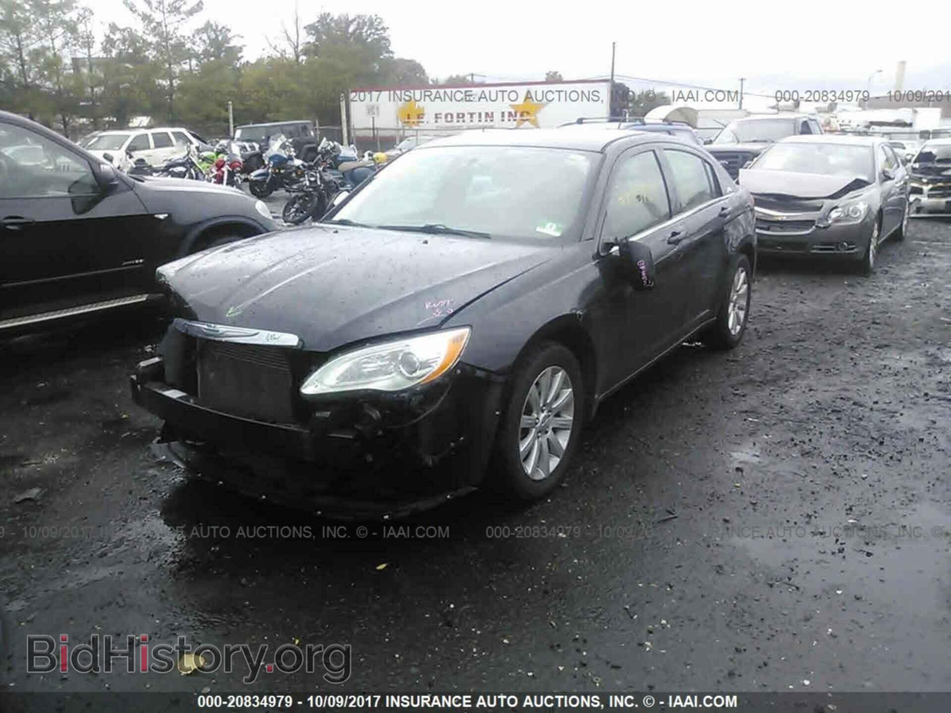 2012 Chrysler 200 - VIN: 1C3CCBBB9CN134953 - Фото 2