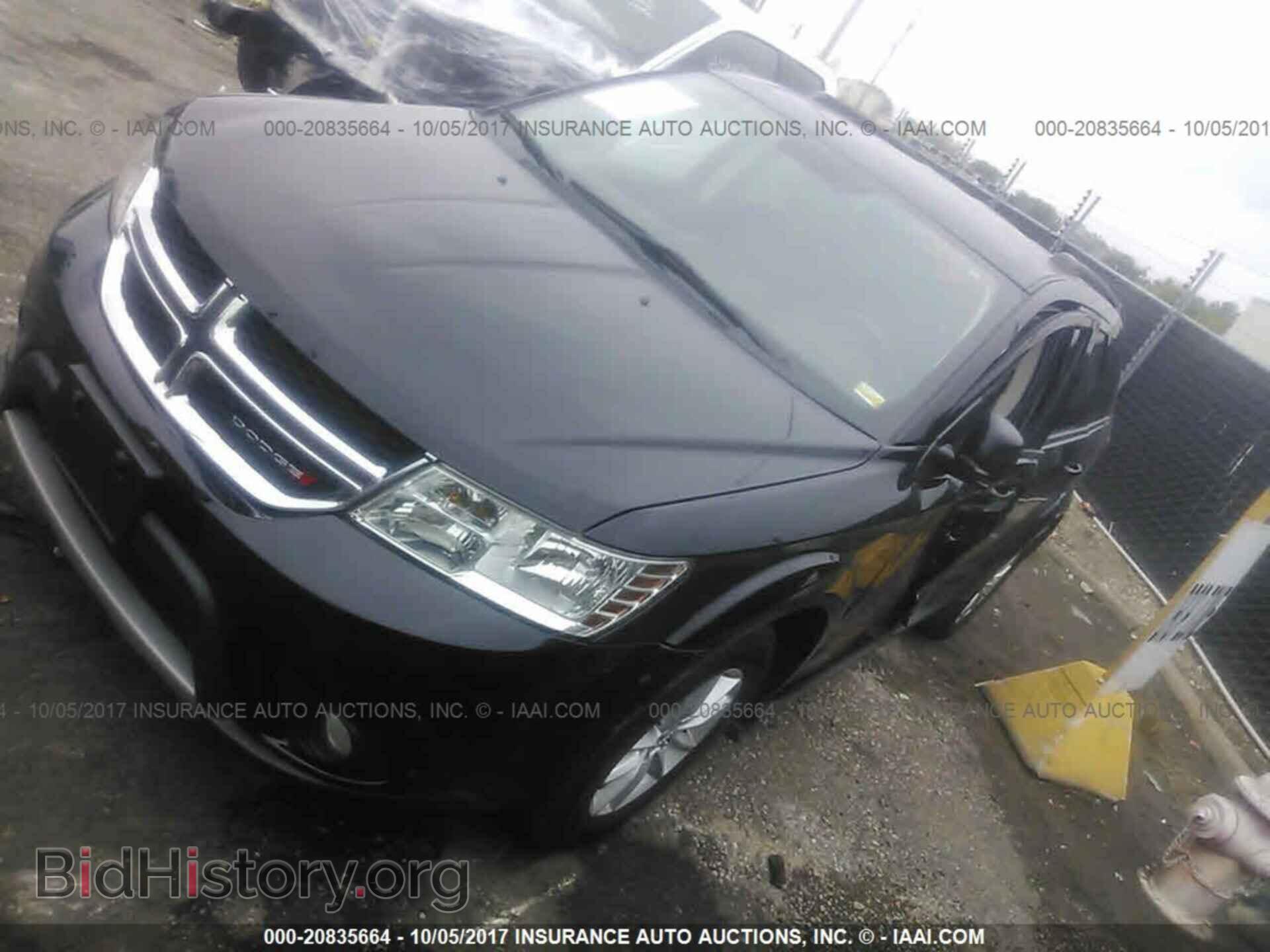 2015 Dodge Journey - VIN: 3C4PDCBG0FT742506 - Фото 2