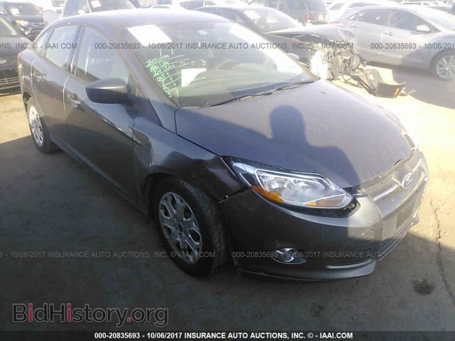 Photo 1FAHP3F24CL293631 - Ford Focus 2012