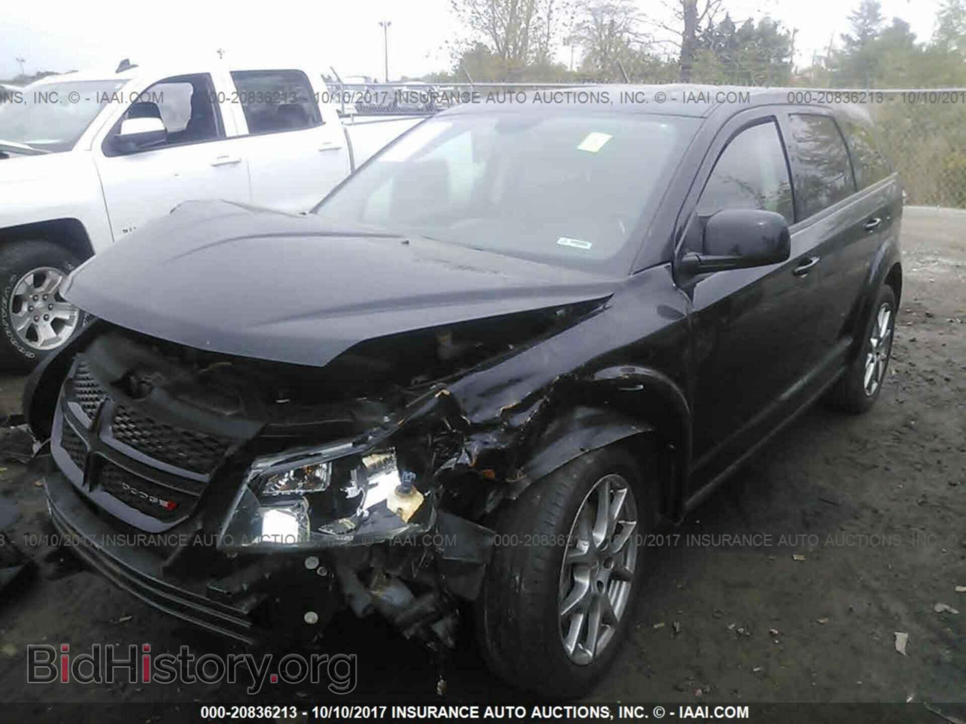 2015 Dodge Journey - VIN: 3C4PDDEGXFT660798 - Photo 2