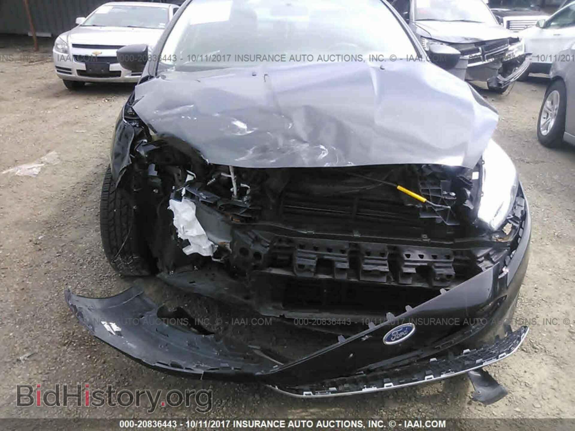 2015 Ford Focus - VIN: 1FADP3E22FL274743 - Photo 6