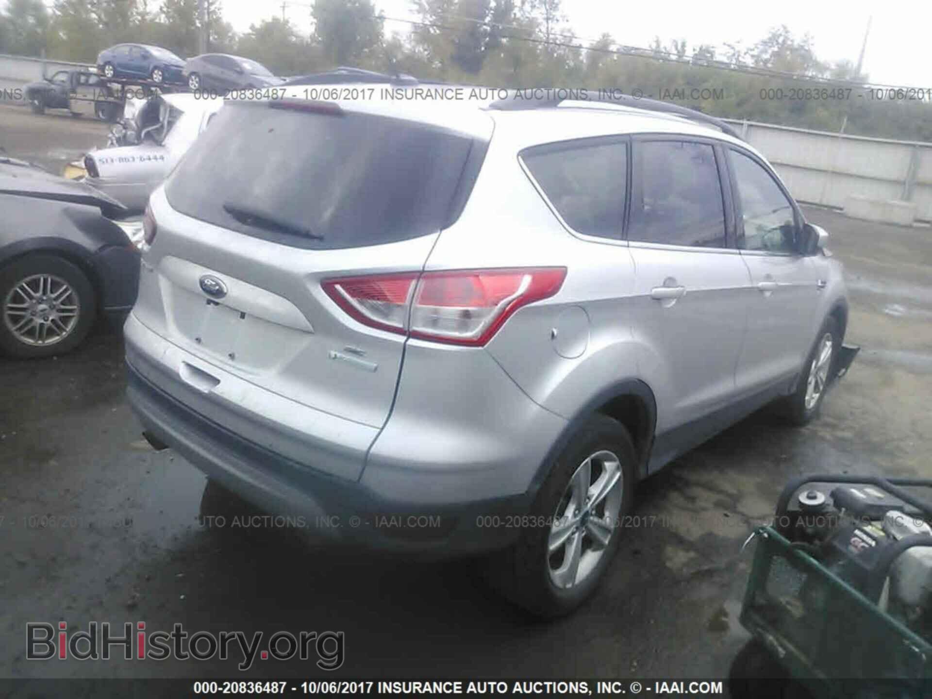 2015 Ford Escape - VIN: 1FMCU0GX4FUB02533 - Photo 4