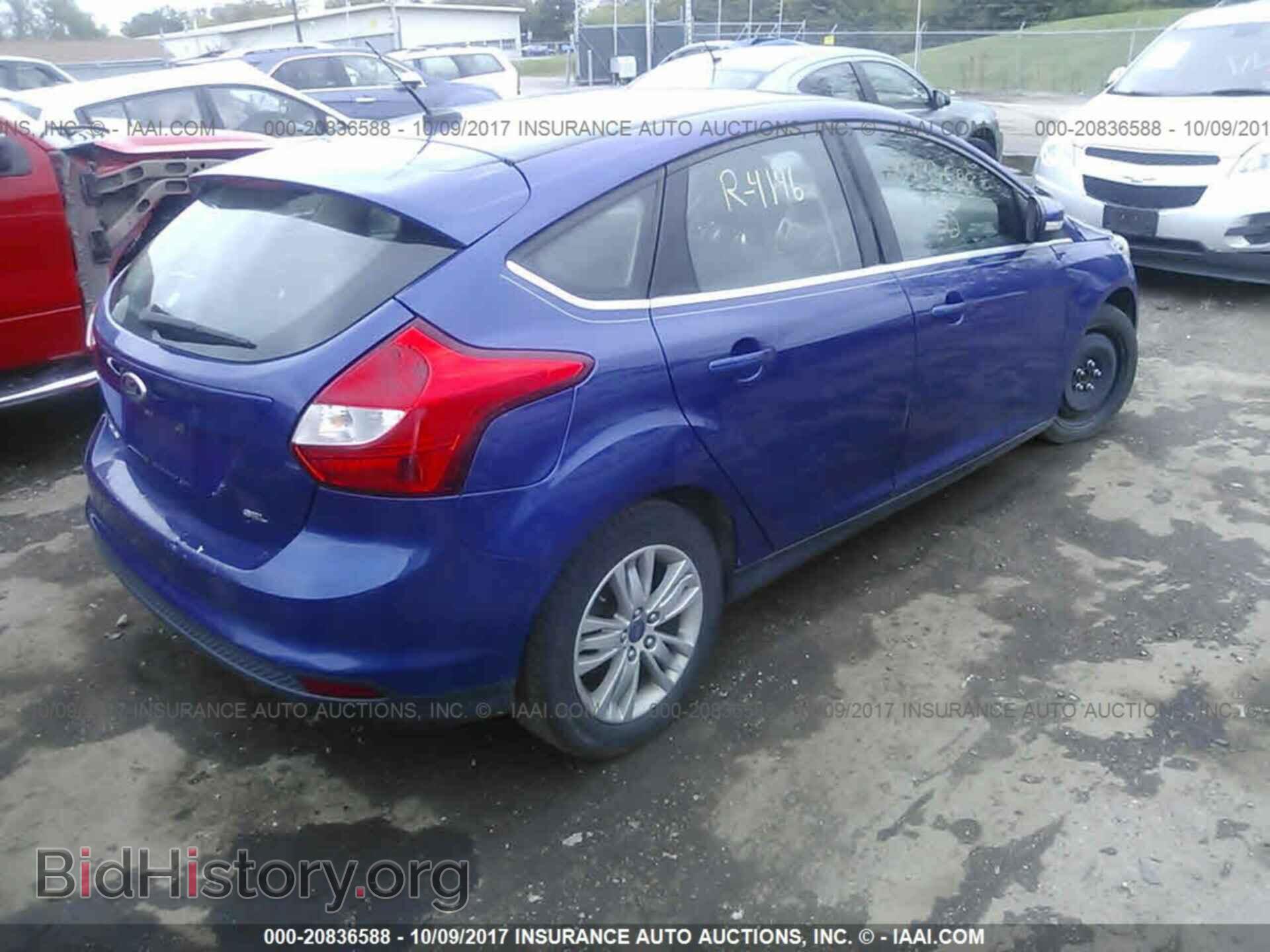 2012 Ford Focus - VIN: 1FAHP3M26CL333954 - Photo 4