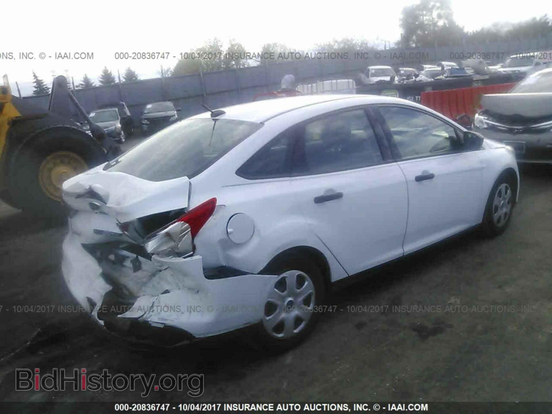 2012 Ford Focus - VIN: 1FAHP3E22CL319225 - Фото 4
