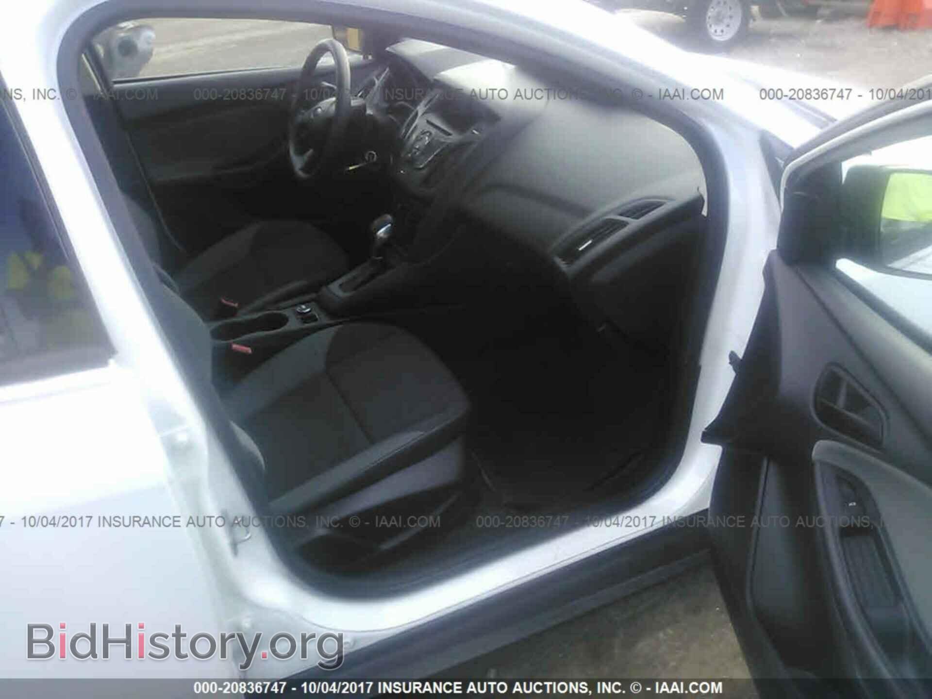 2012 Ford Focus - VIN: 1FAHP3E22CL319225 - Фото 5