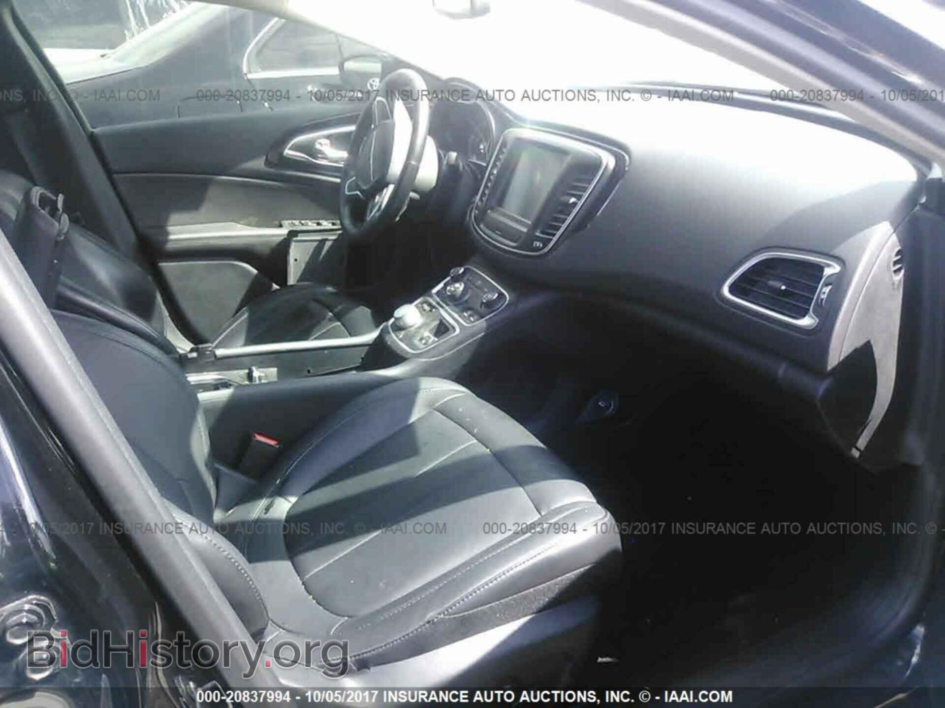2016 Chrysler 200 - VIN: 1C3CCCCB7GN146142 - Фото 5