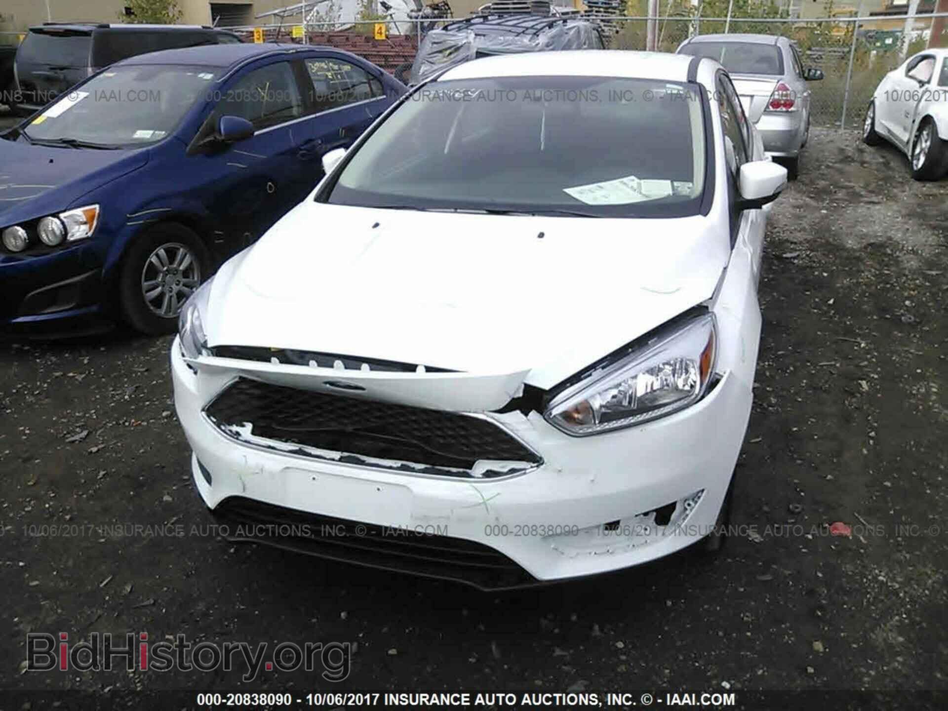 2017 Ford Focus - VIN: 1FADP3F27HL323582 - Фото 6