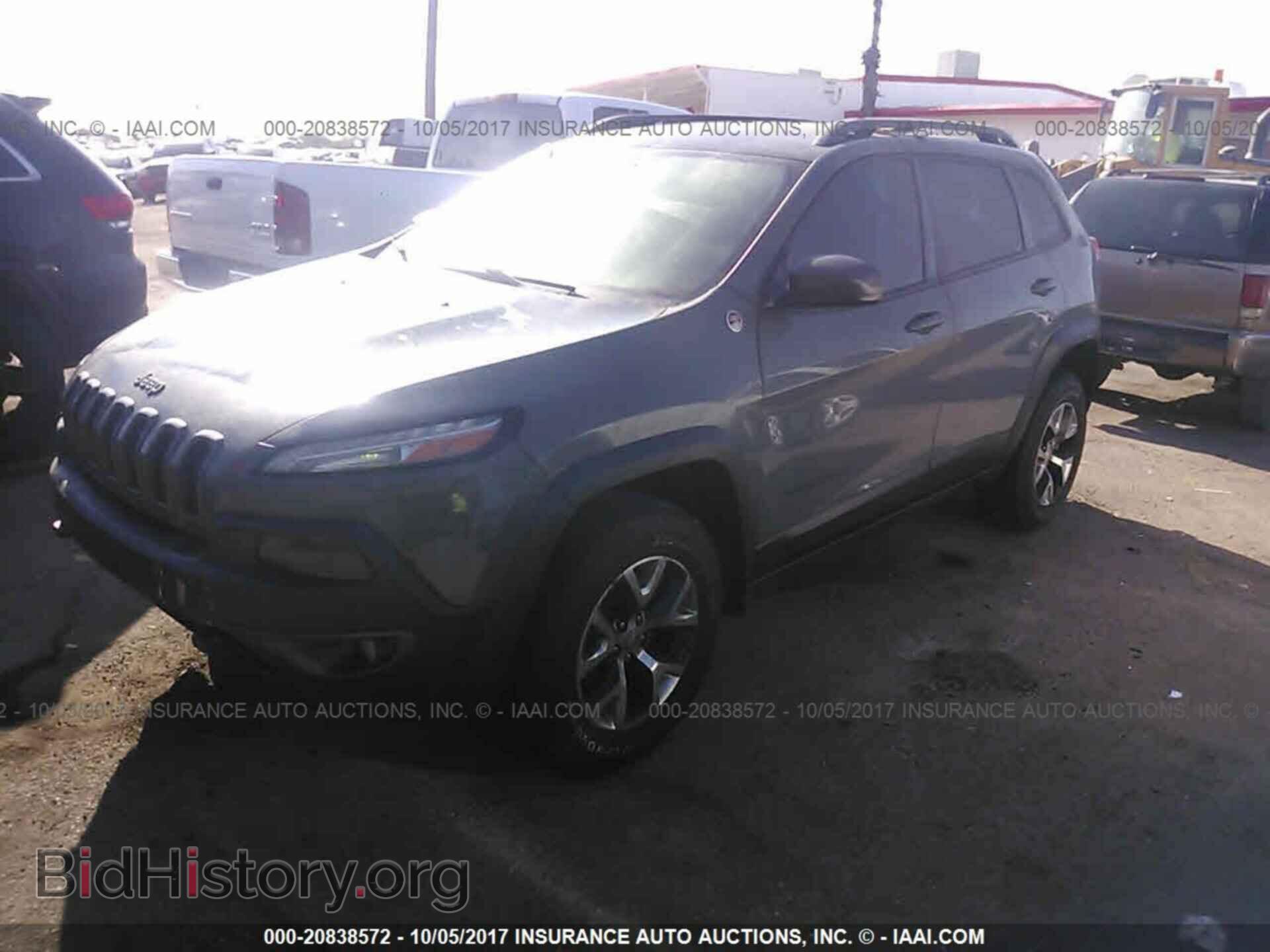 2014 Jeep Cherokee - VIN: 1C4PJMBS0EW257228 - Фото 2