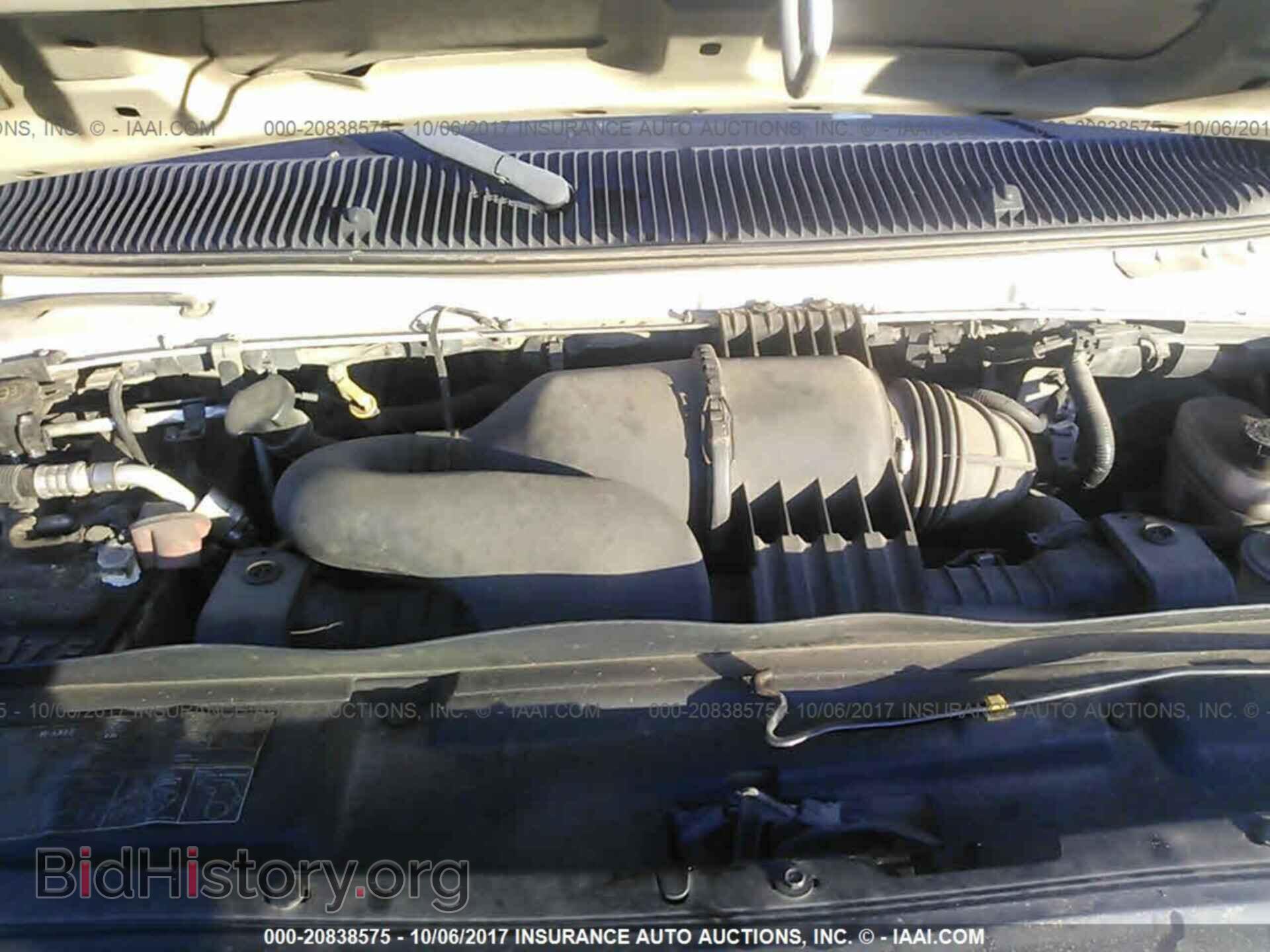 2011 Ford Econoline - VIN: 1FTNE2EW1BDA39742 - Фото 10