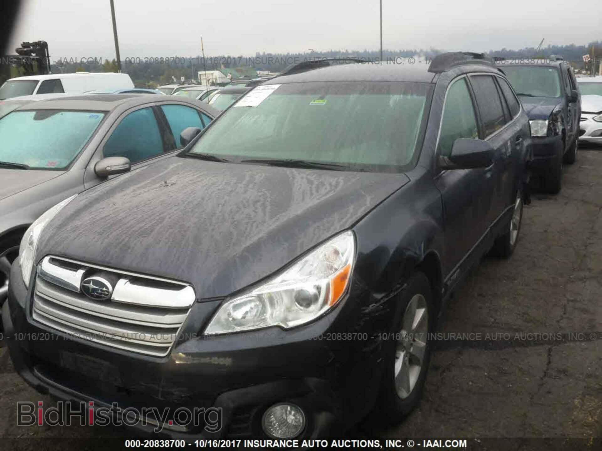 2013 Subaru Outback - VIN: 4S4BRBCC8D3203511 - Фото 2