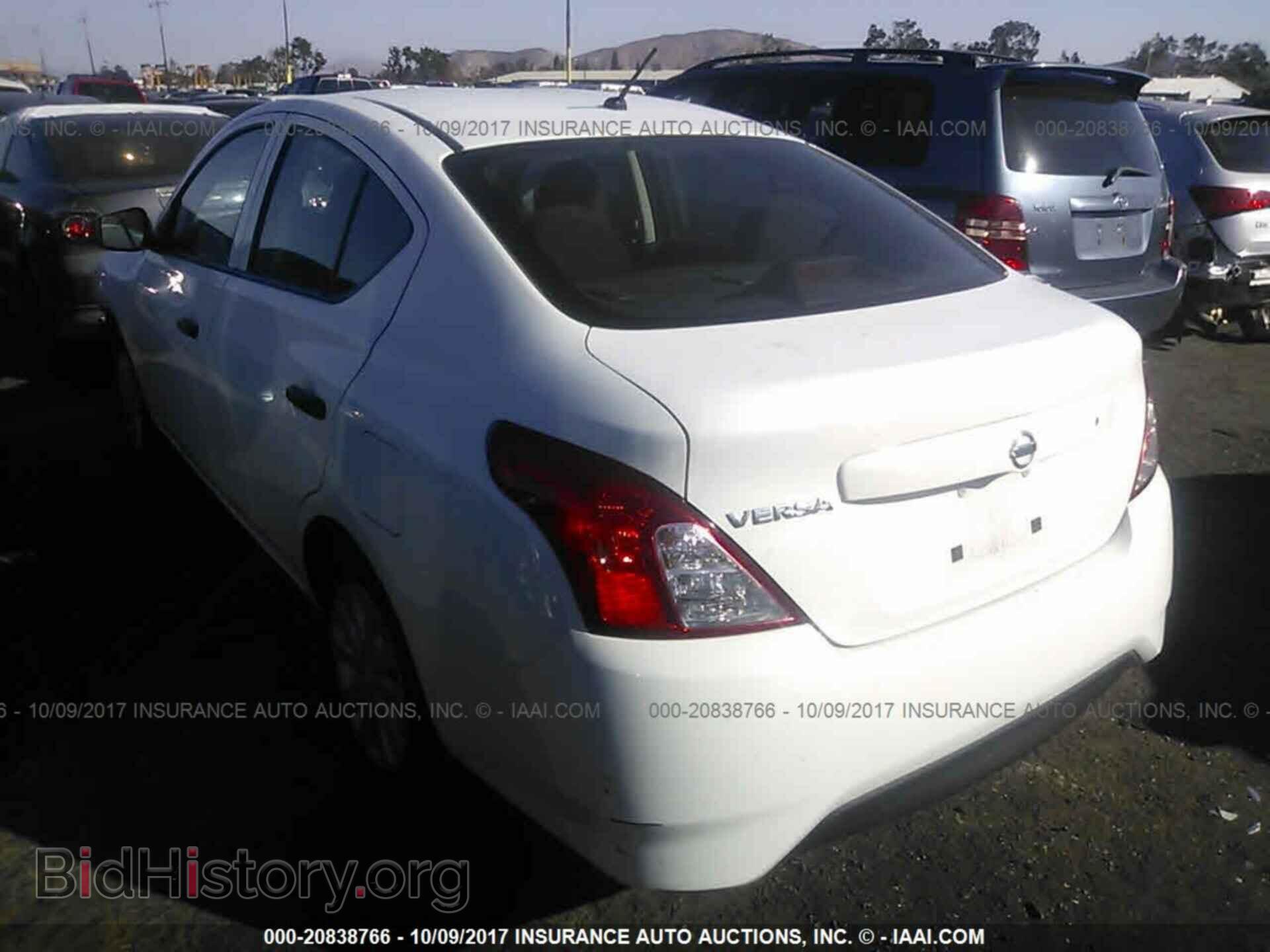2016 Nissan Versa - VIN: 3N1CN7AP1GL872948 - Фото 3