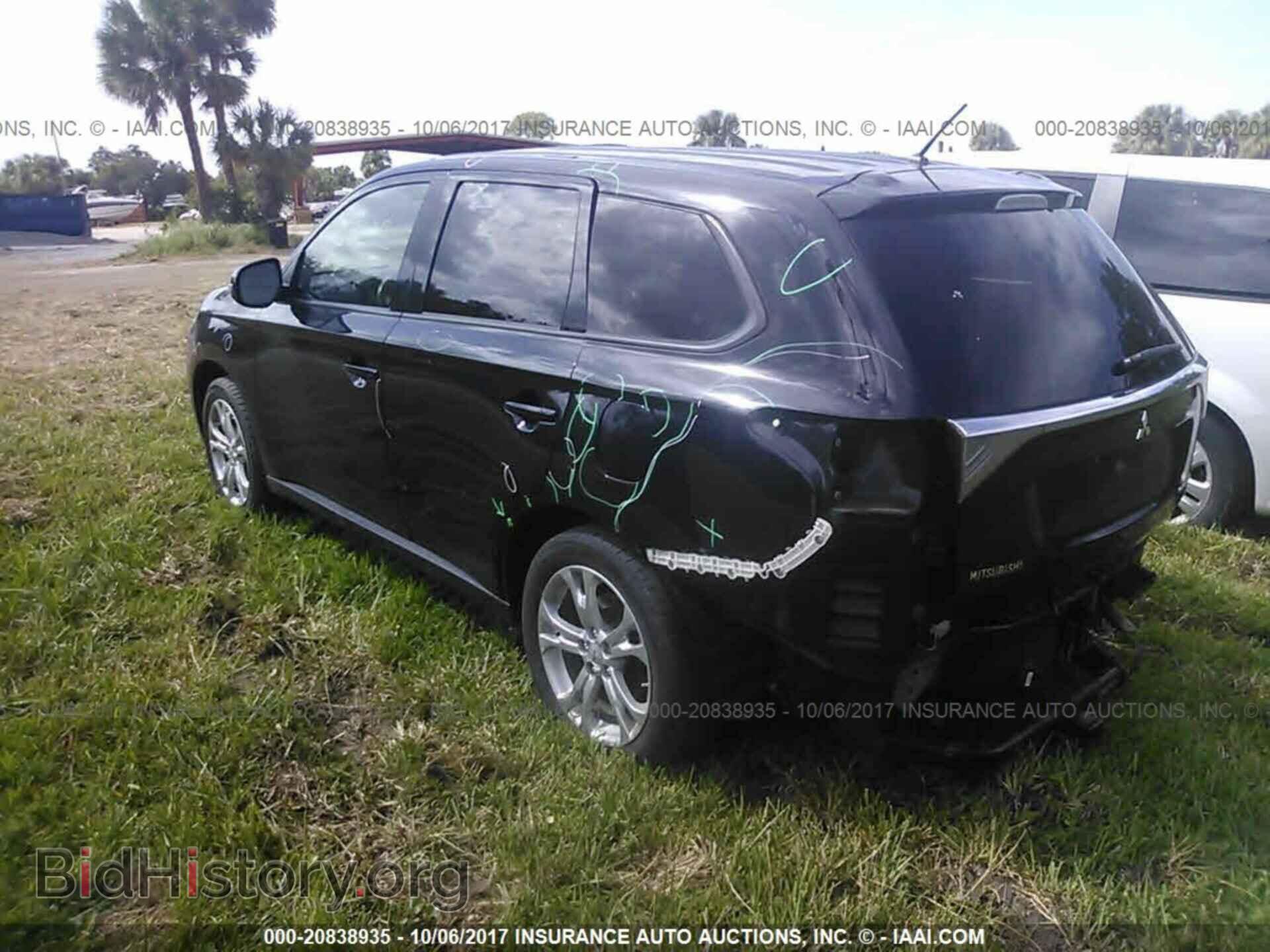 2014 Mitsubishi Outlander - VIN: JA4AD3A33EZ004897 - Фото 3
