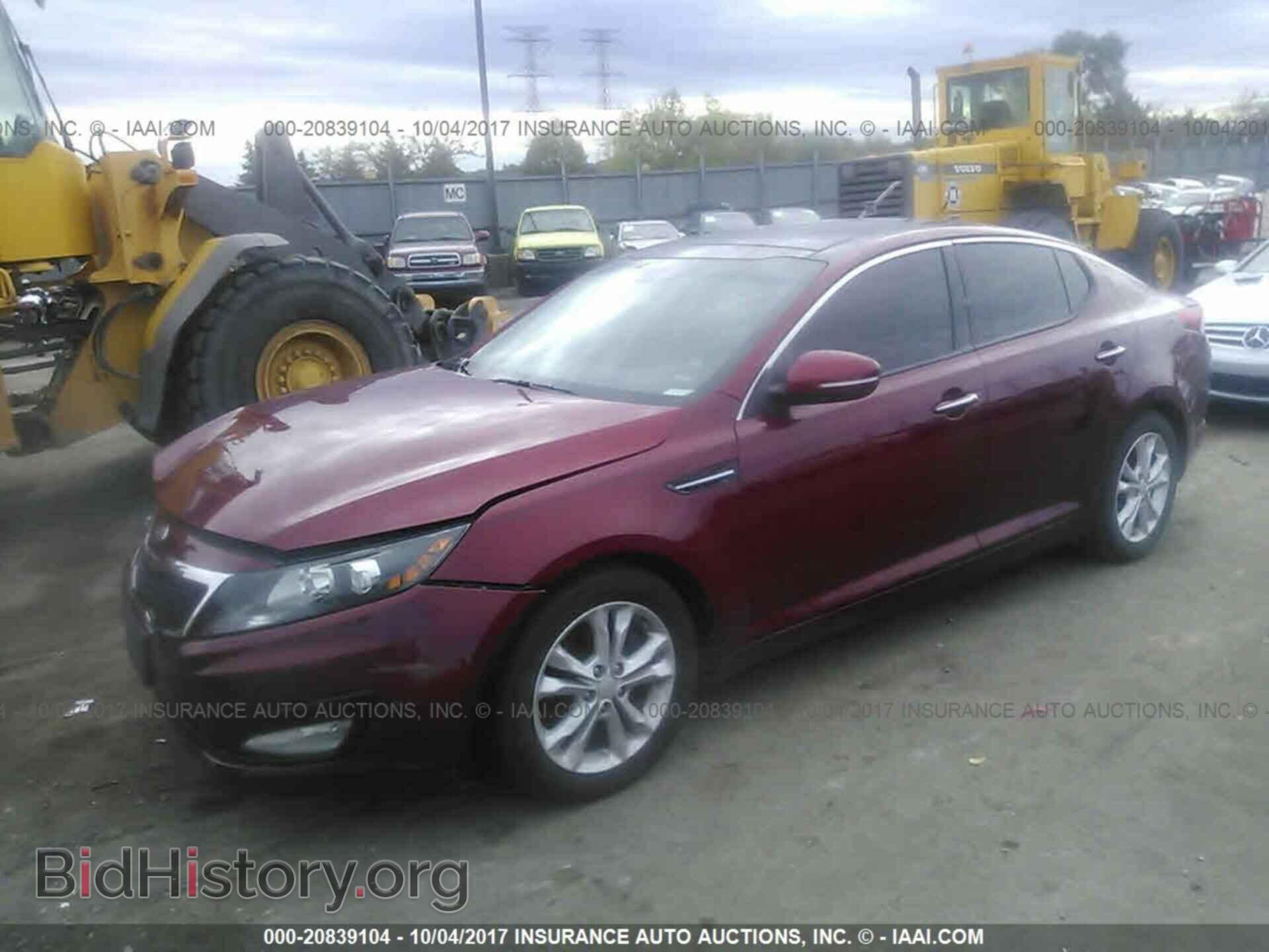 2013 Kia Optima - VIN: 5XXGN4A79DG202097 - Photo 2