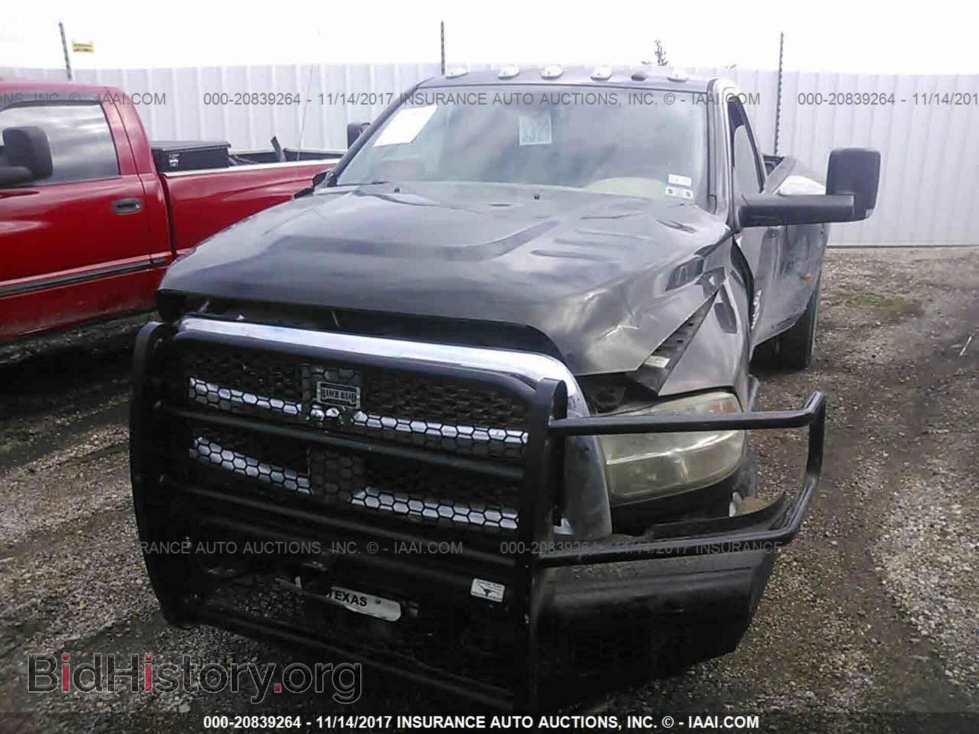 2013 Dodge 3500 - VIN: 3C63RRAL4DG561794 - Фото 2