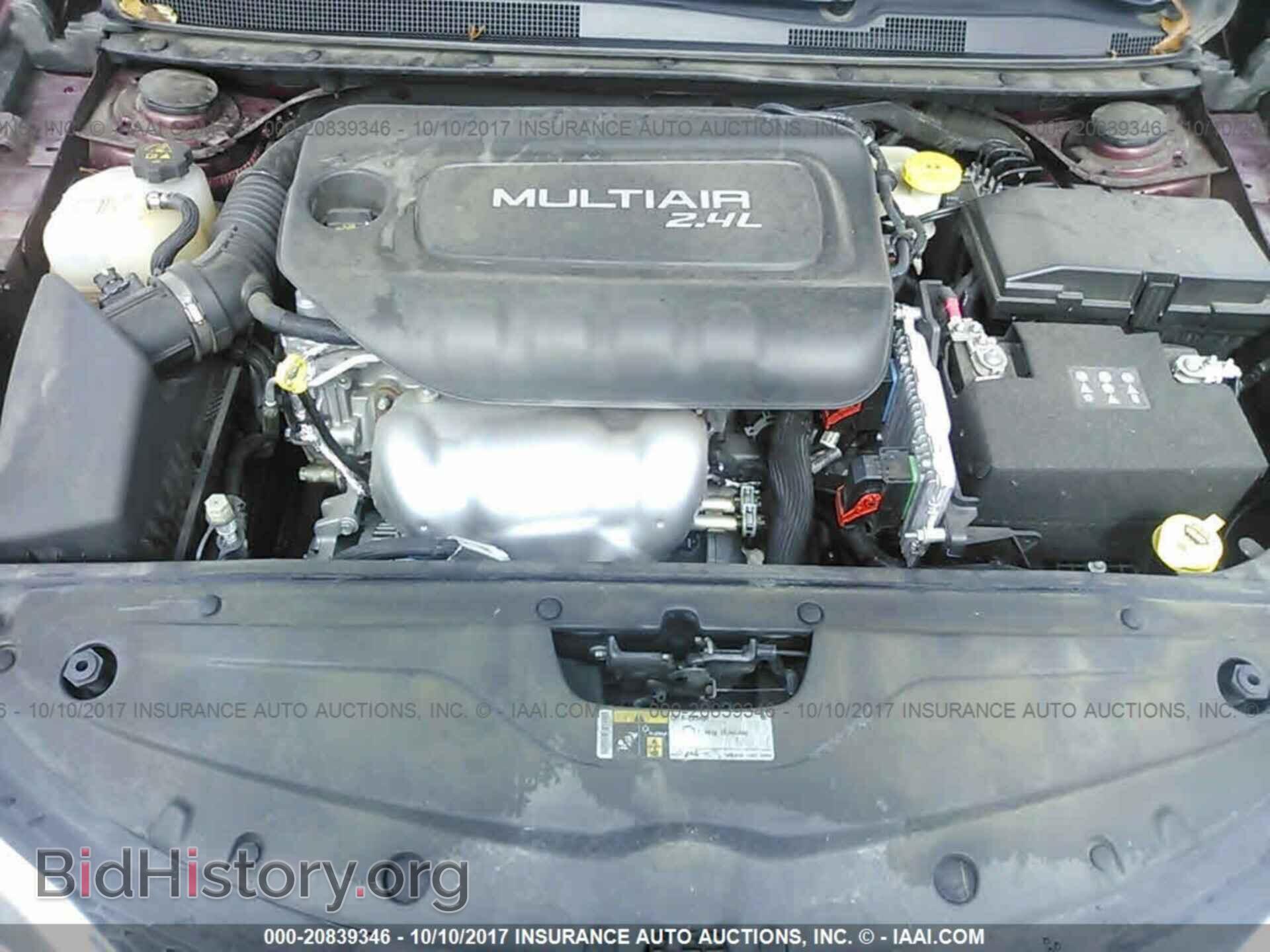 2015 Chrysler 200 - VIN: 1C3CCCAB9FN651679 - Фото 10