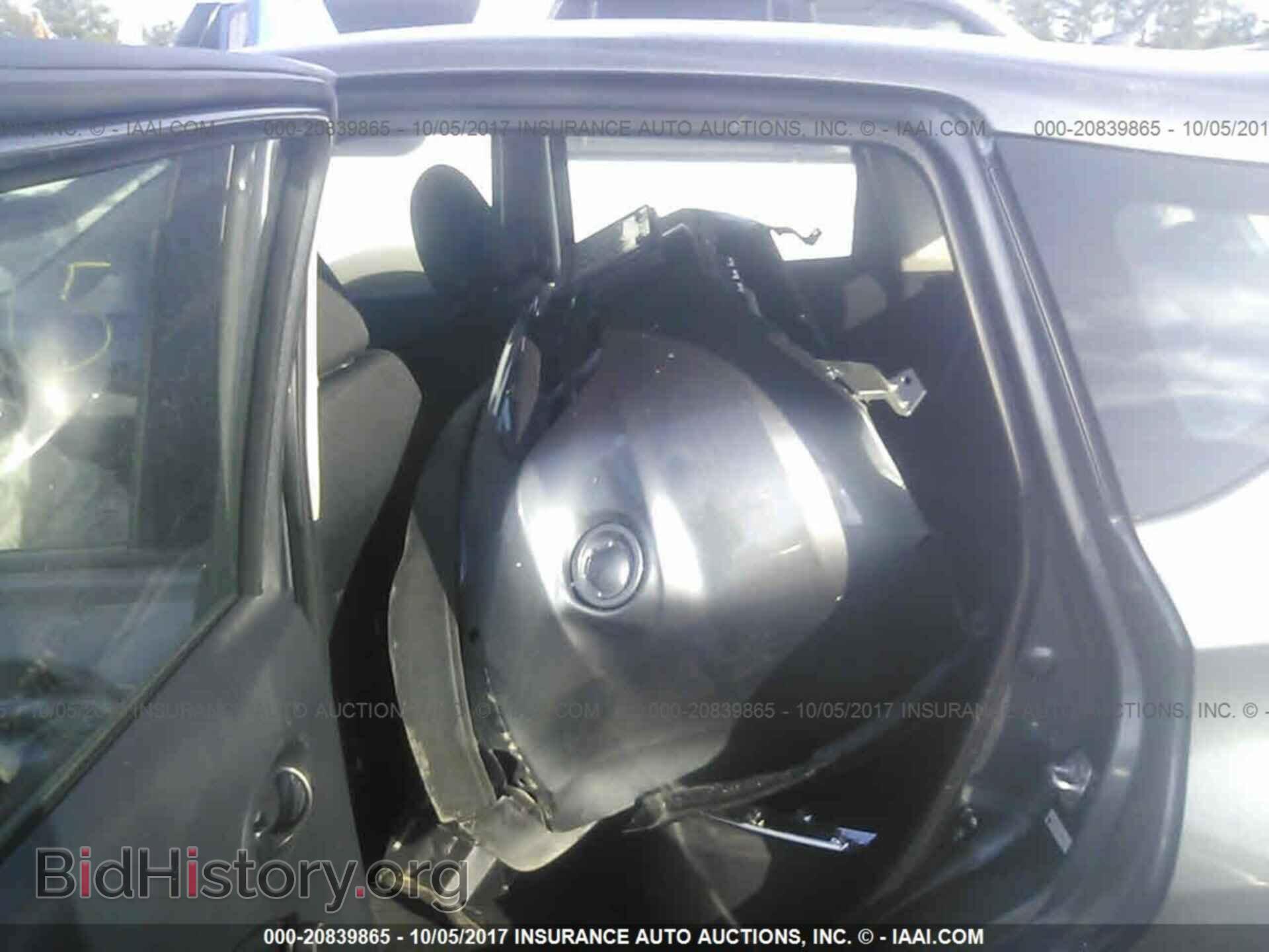 2016 Nissan Versa note - VIN: 3N1CE2CPXGL399244 - Фото 8