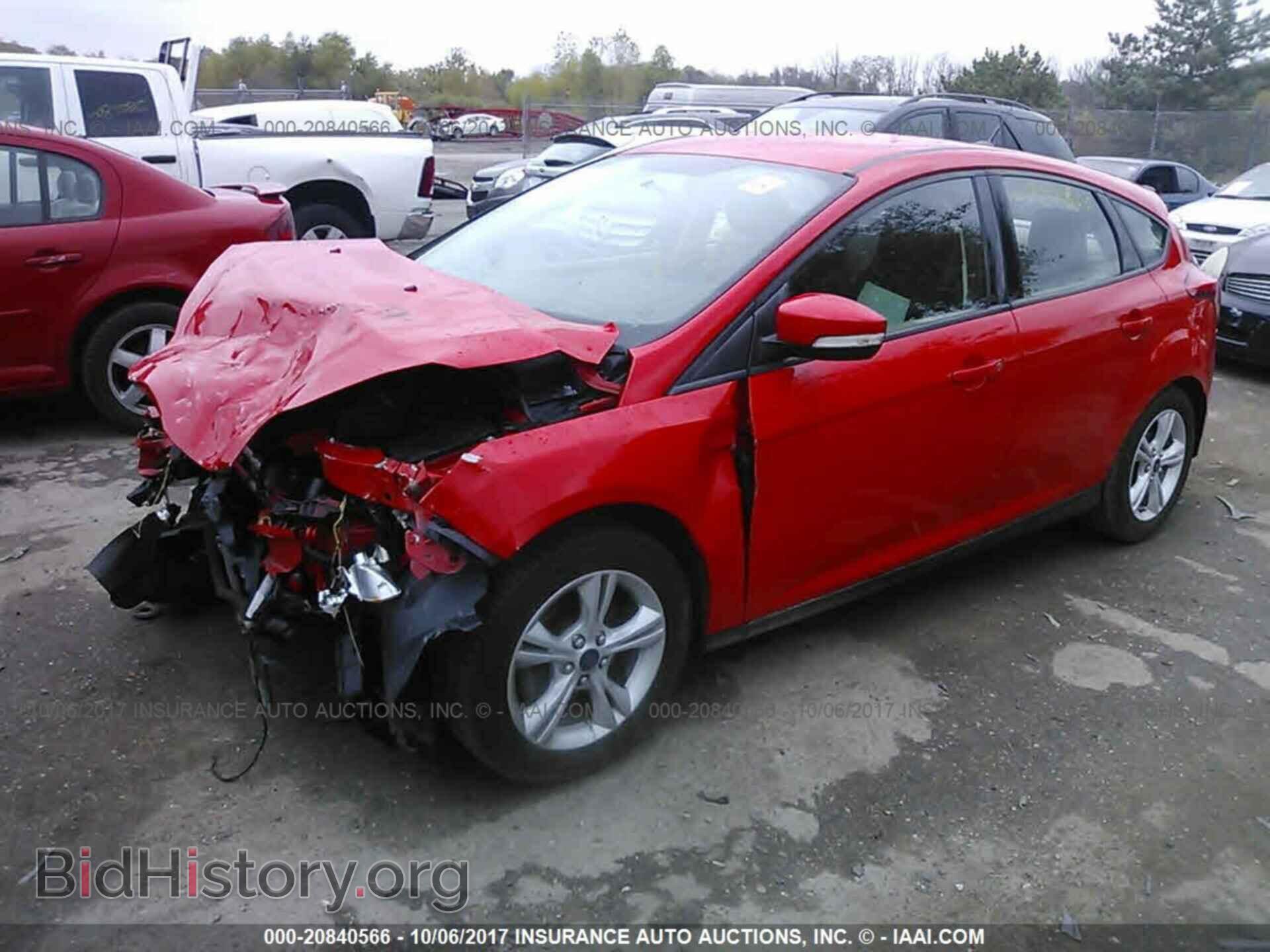 2014 Ford Focus - VIN: 1FADP3K23EL443347 - Фото 2