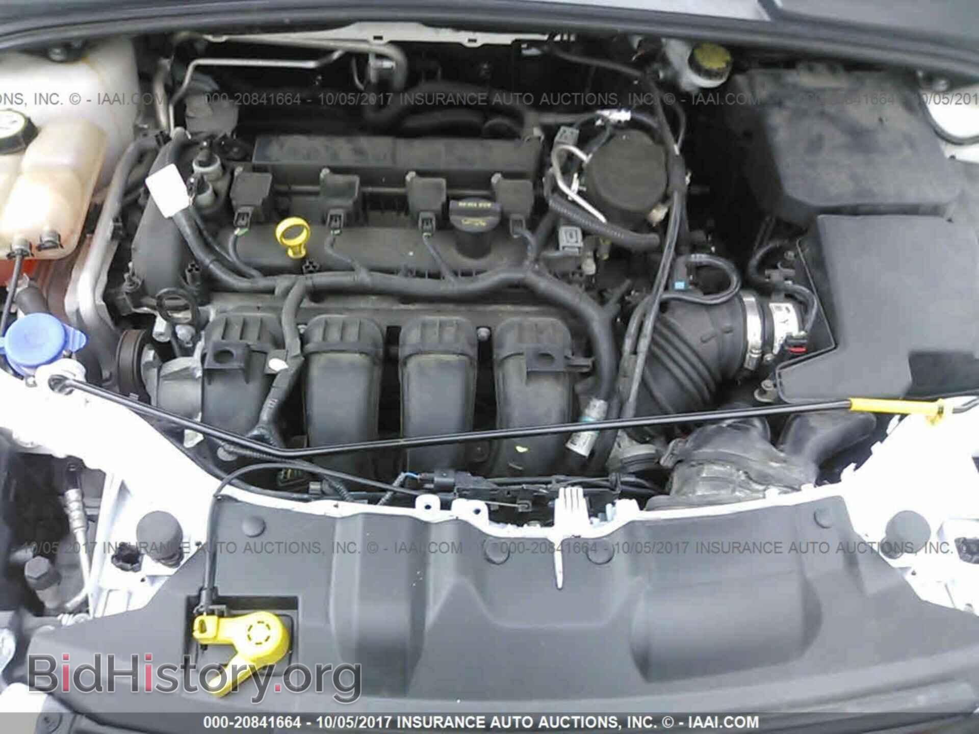 2012 Ford Focus - VIN: 1FAHP3H22CL347473 - Photo 10
