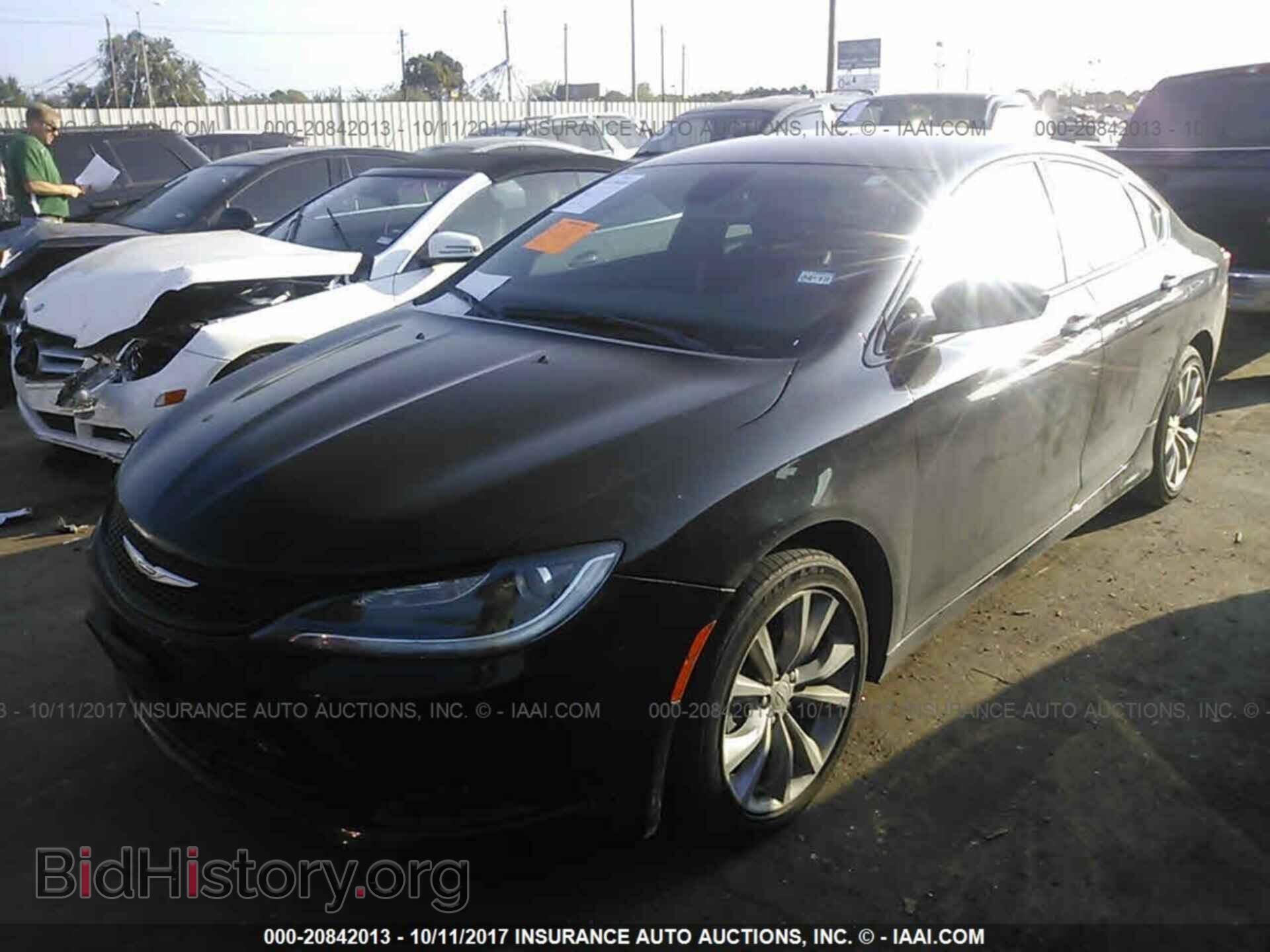 2015 Chrysler 200 - VIN: 1C3CCCBB4FN658182 - Фото 2