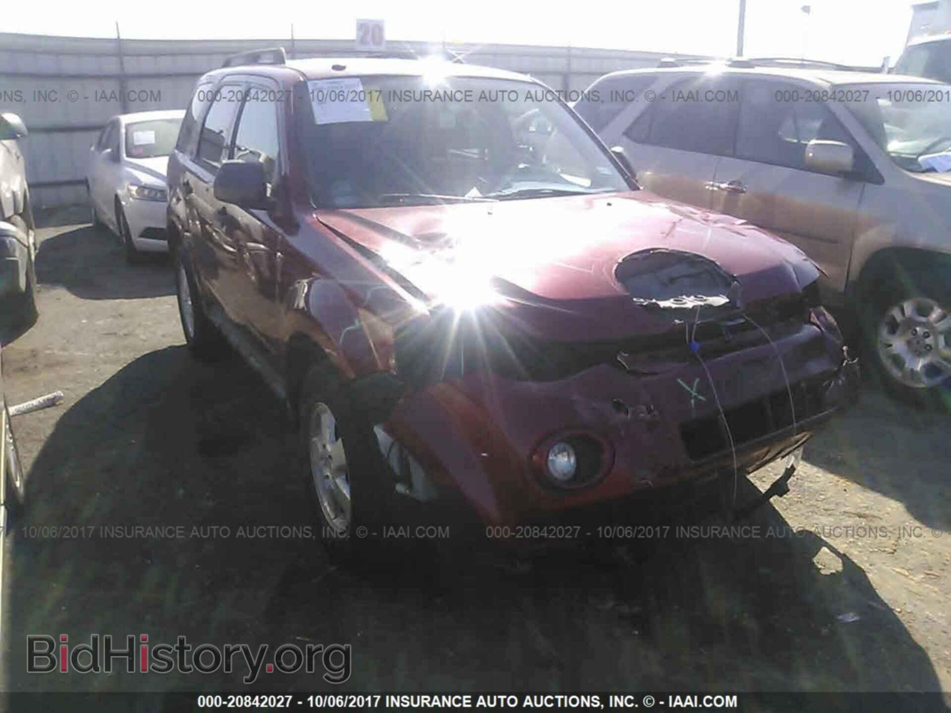 Photo 1FMCU9D70BKC38169 - Ford Escape 2011
