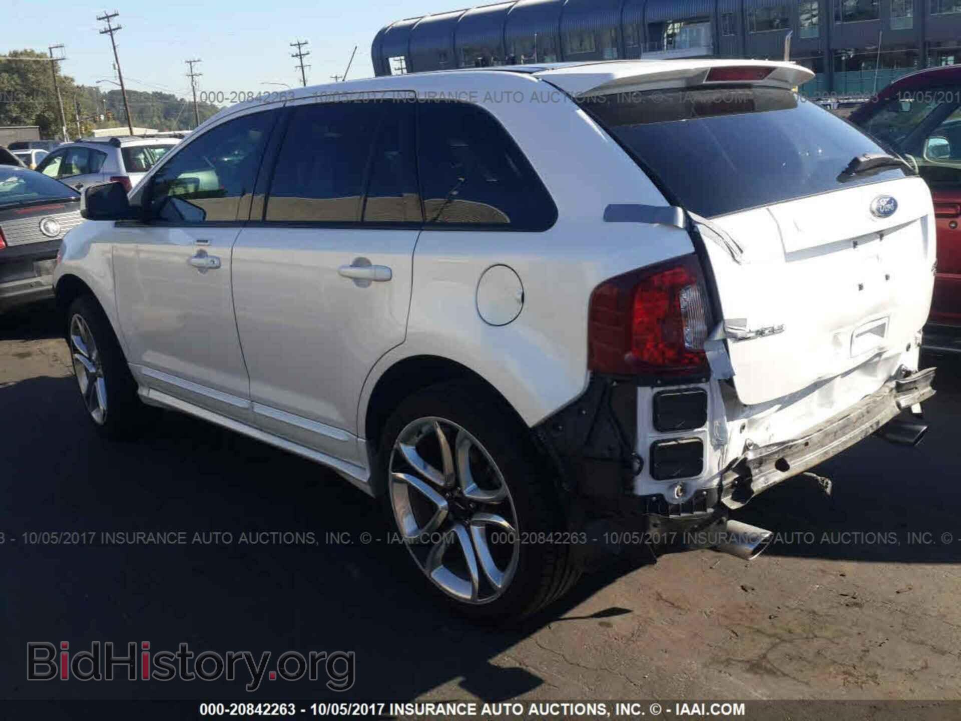 2011 Ford Edge - VIN: 2FMDK4AK2BBA43349 - Photo 3