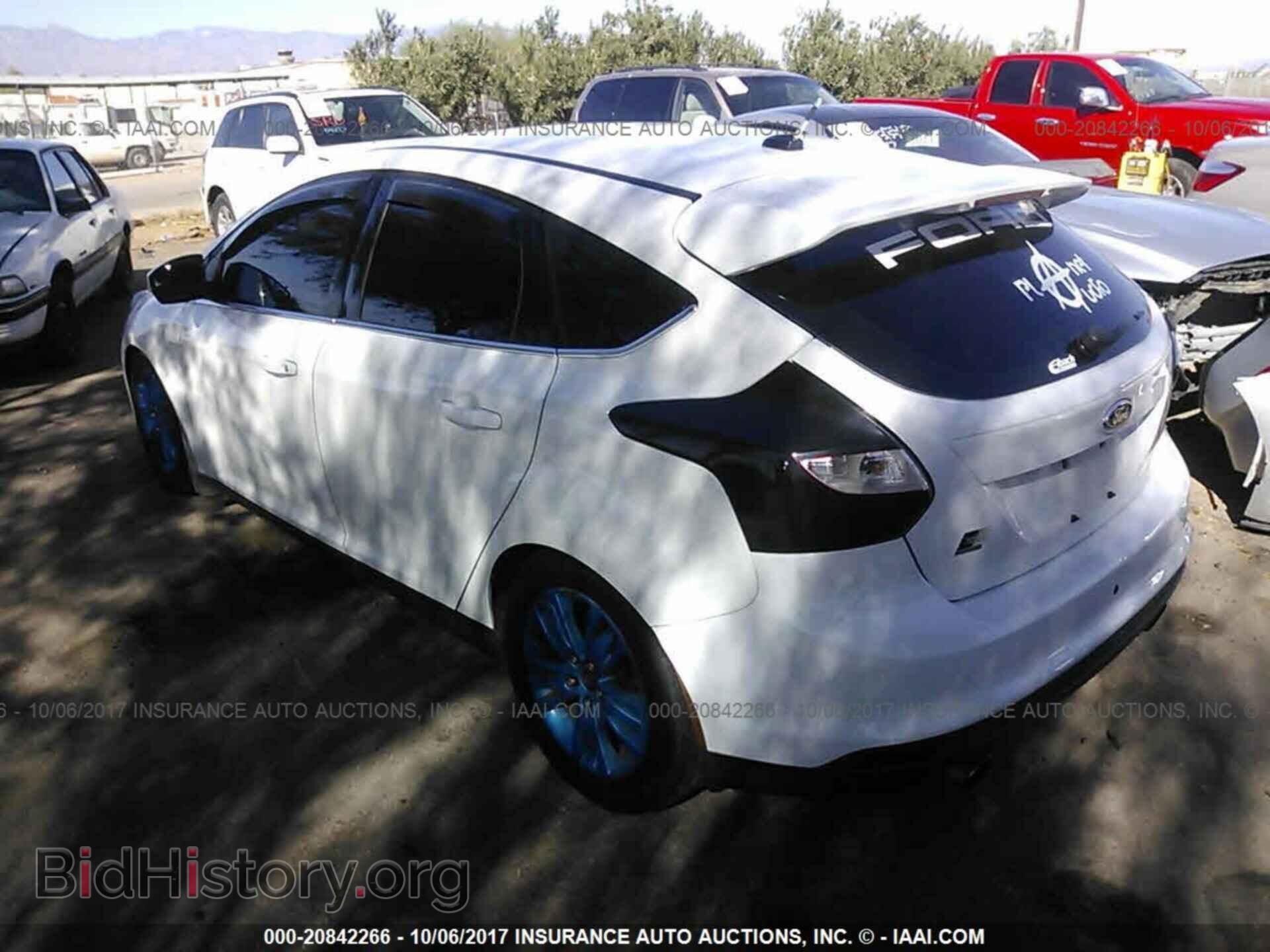 2012 Ford Focus - VIN: 1FAHP3M29CL316694 - Photo 3